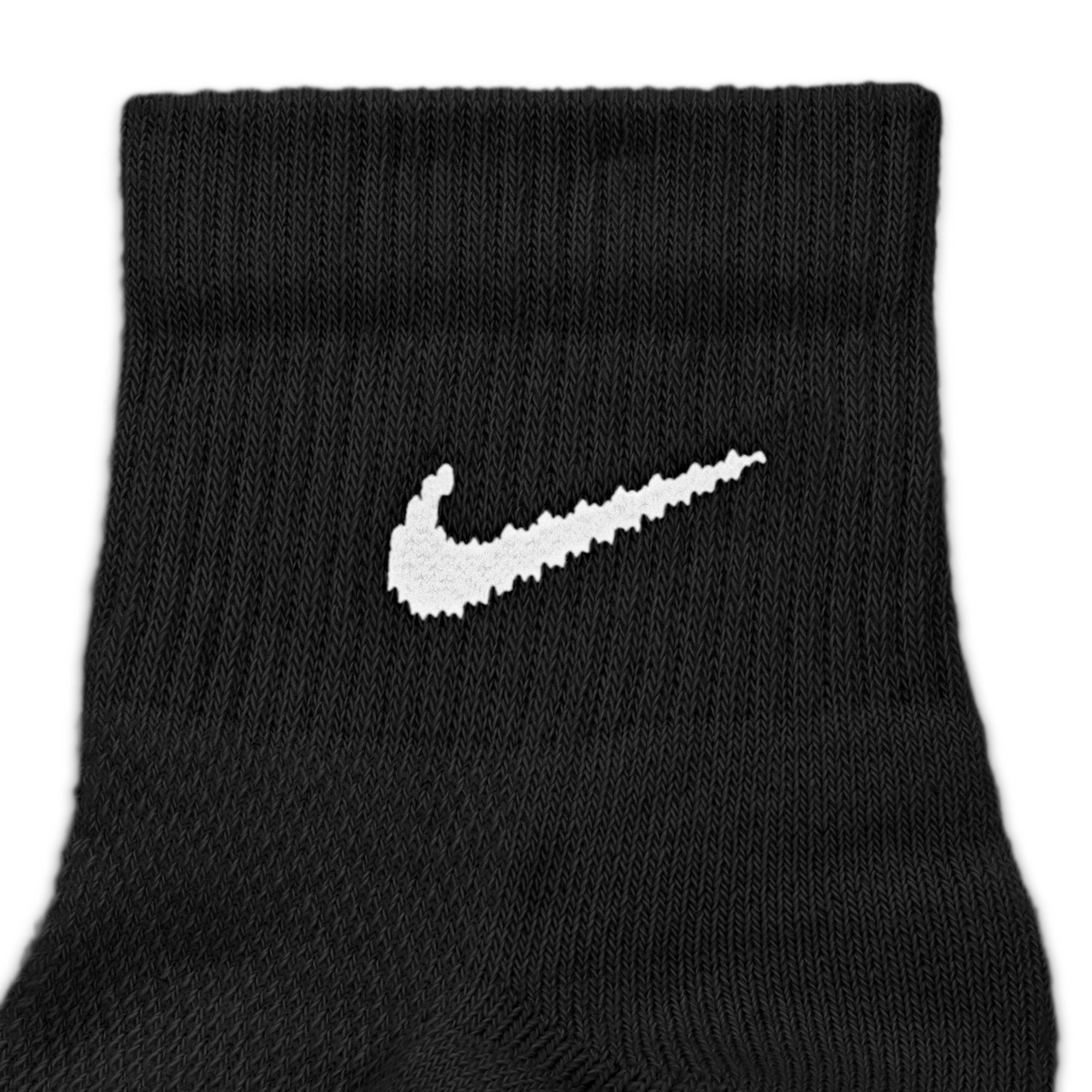 Nike Sportsocken »U NK ED ELVD ANK 3P - 144« für Erwachsene, sportlicher Stil, für verschiedene Sportarten