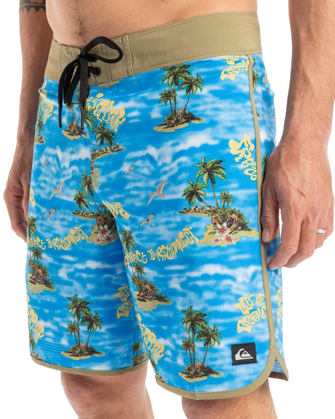 Boardshorts QUIKSILVER "Highline Scallop 19", Herren, Gr. 31SM, blau (coronet blau naturama), Obermaterial: 88% Microfaser, 12% Elasthan;, Hosen 3
