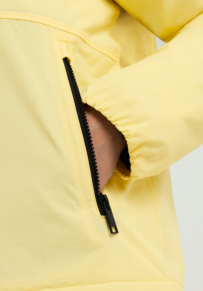 Jack Wolfskin Winterjacke »PAMIR JKT W«, mit Kapuze