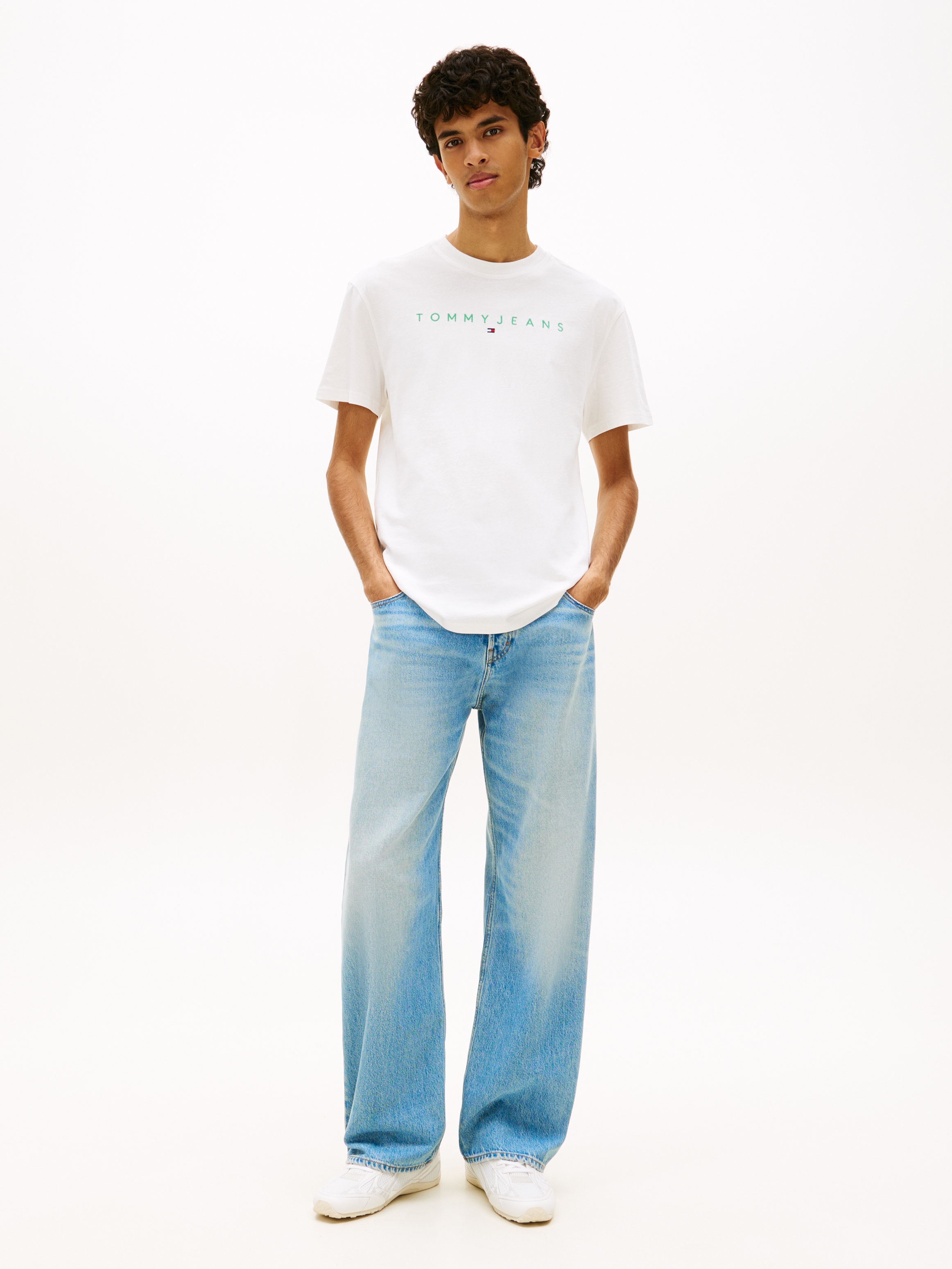Tommy Jeans T-Shirt »TJM REGULAR LINEAR LOGO EXT« Rundhals, Regular Fit