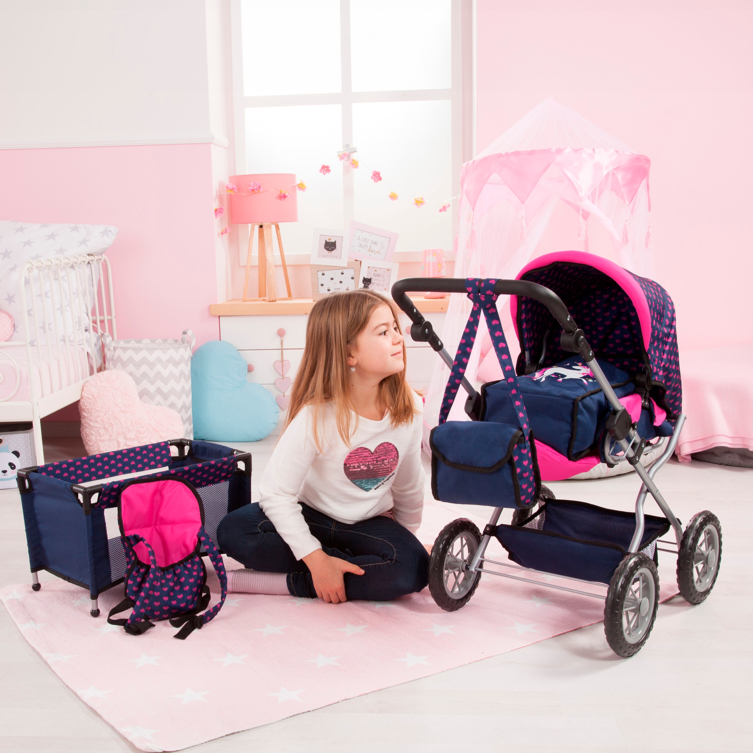 Bayer Kombi-Puppenwagen »Grande, blau/pink«, (Set), mit Reisebett, Schnuller, Geschirr und Pflegeprodukten