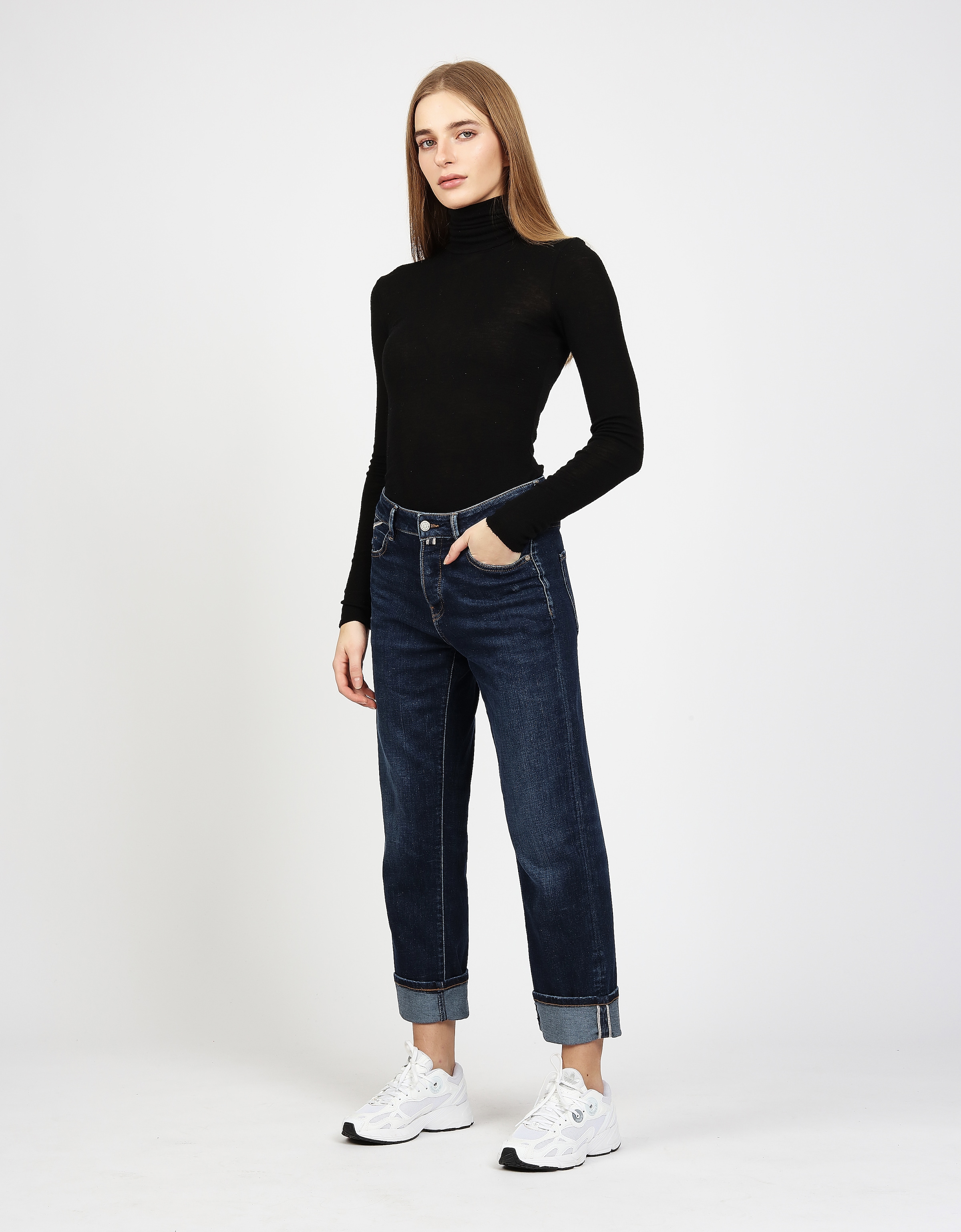 GANG Straight-Jeans »94THELMA«, mit Detail oberhalb der Münztasche