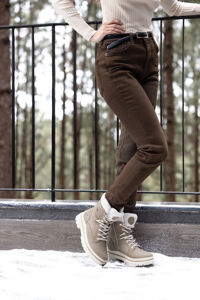 Remonte Winterboots »FIBER-GRIP«, Schnürstiefelette, Profilsohle, mit Schurwollfutter und TEX