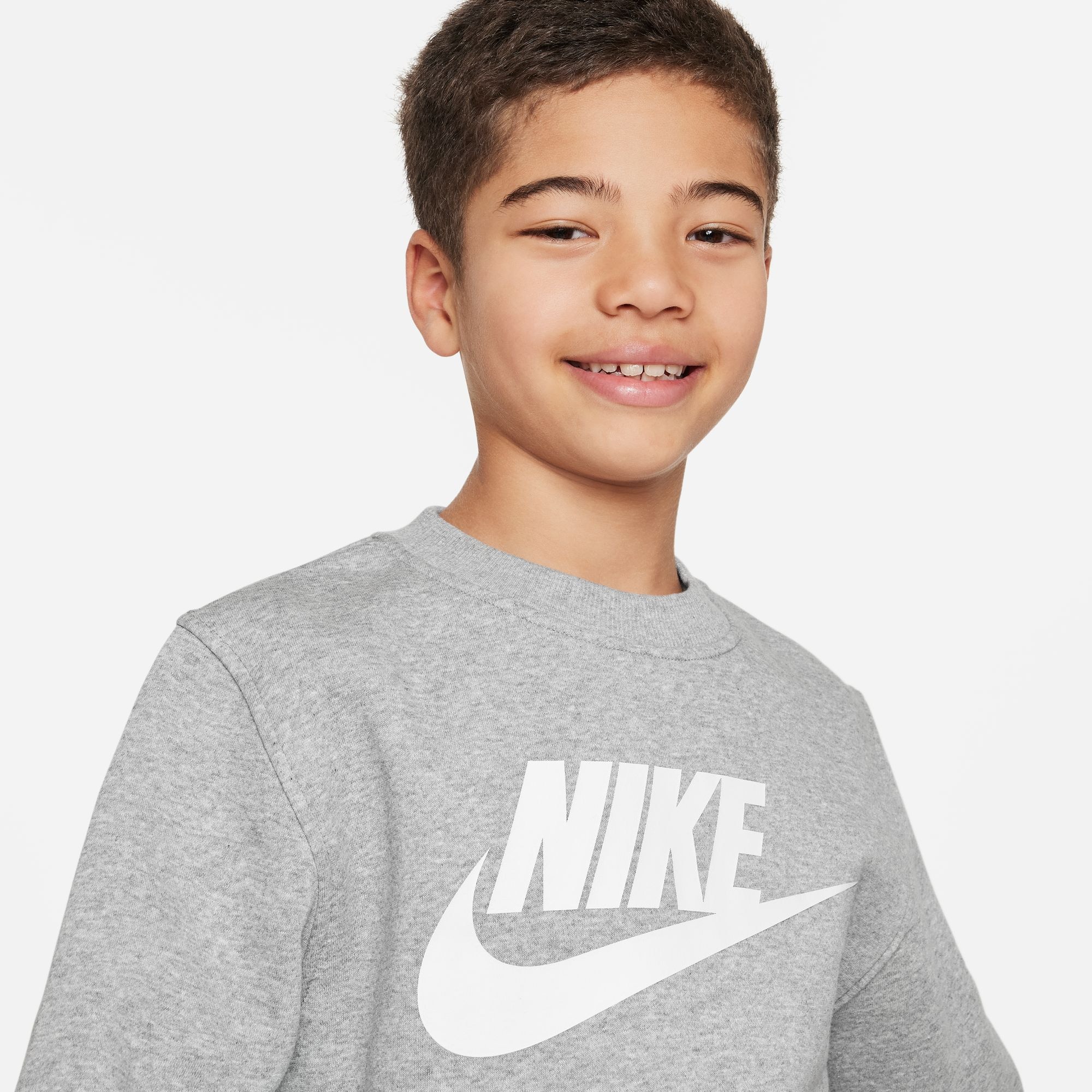 Nike Sportswear Sweatshirt »CLUB FLEECE BIG KIDS SWEATSHIRT«, Für Kinder und Jugendliche
