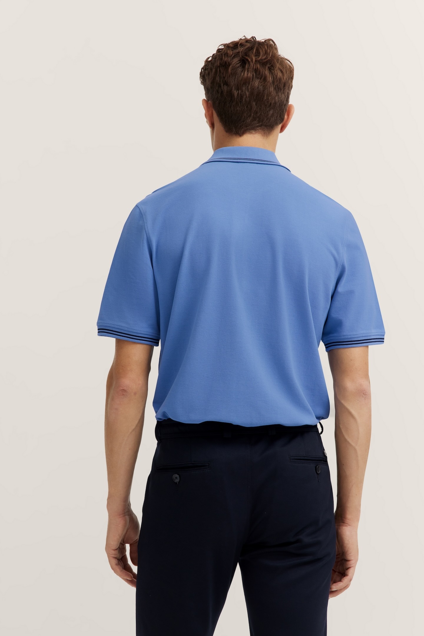 bugatti Poloshirt, mit Kontraststreifen und Bruststickerei