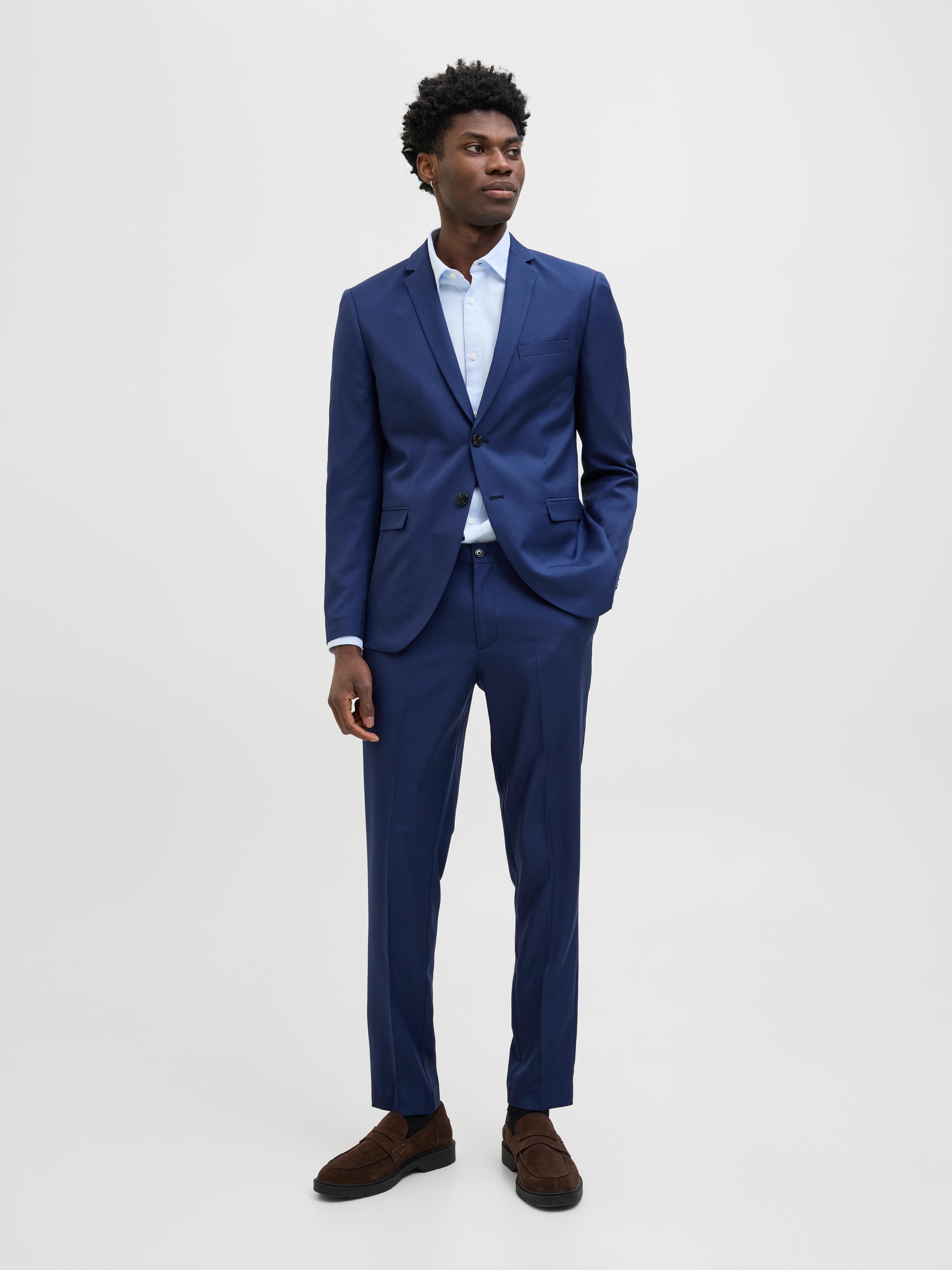 Jack & Jones Anzug "JPRCOSTA SUIT" Set, 2 tlg. sehr schmal aus Polyester, sehr schmale Passform, mit Reverskragen, Langarm-Sakko