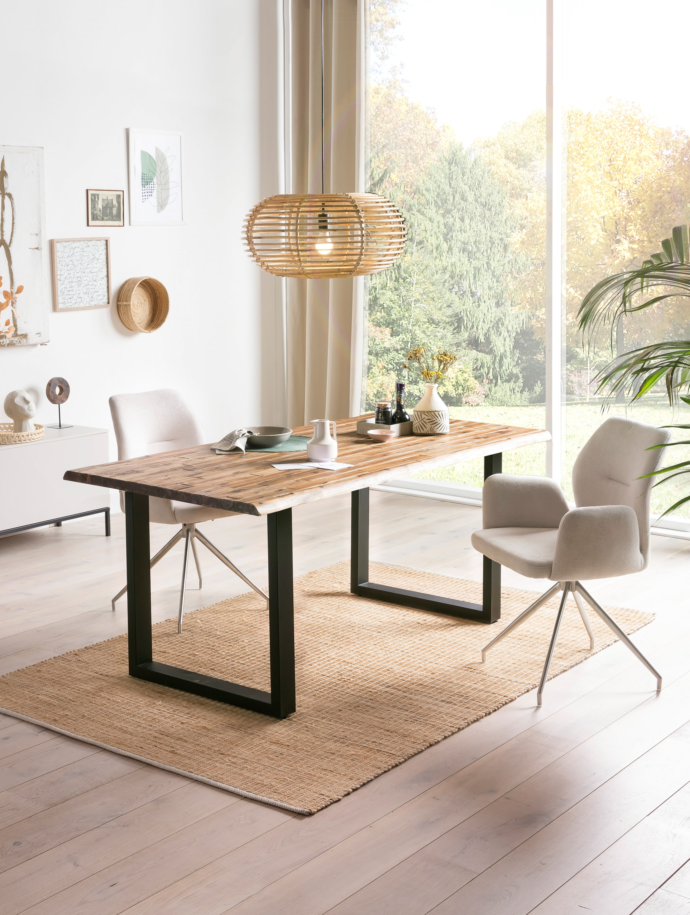 SalesFever Essgruppe, (Set, 5 tlg.), Tischplatte mit rauer Balken-Oberfläche, Rücken mit Rautensteppung