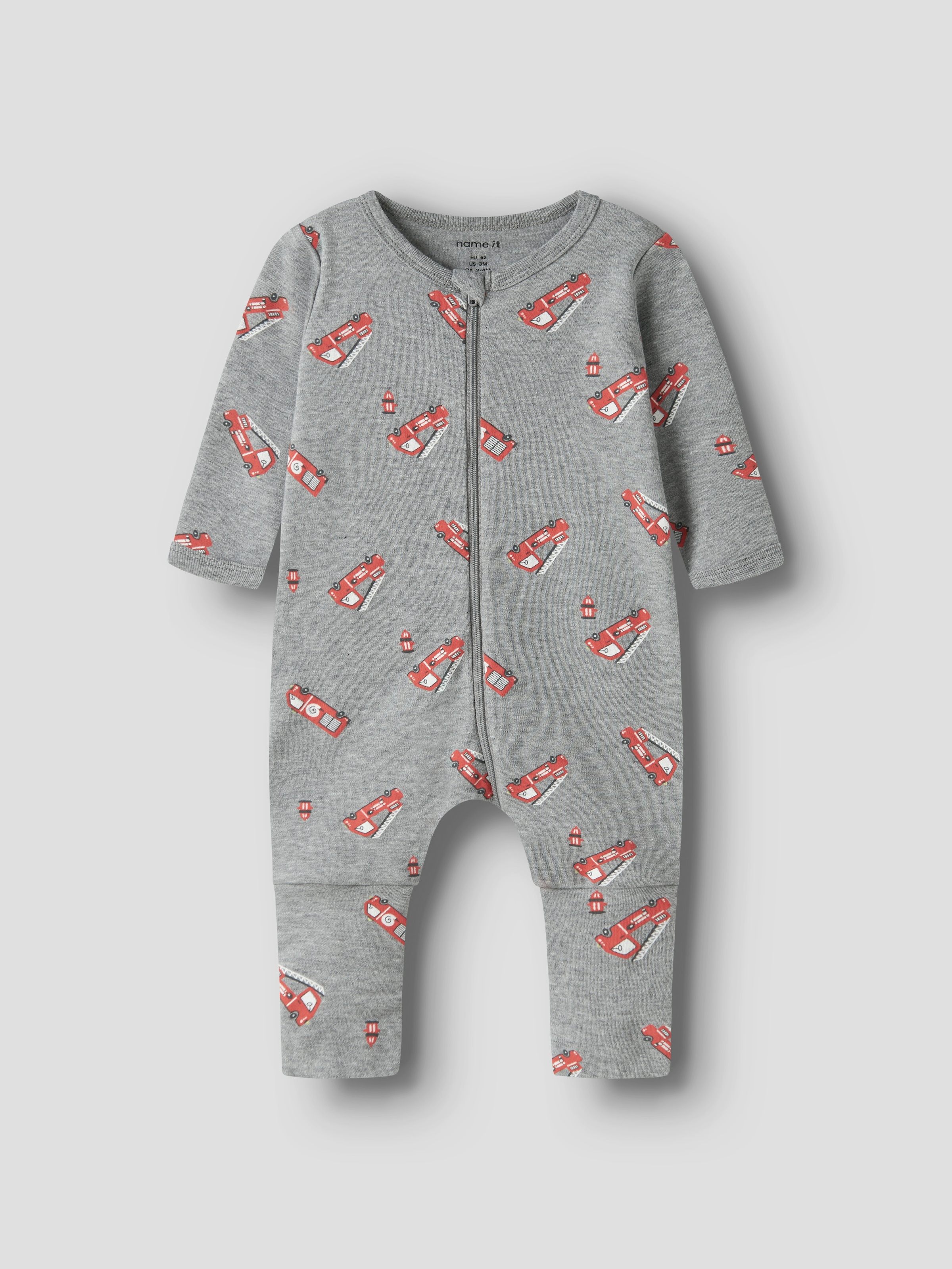 Name It Schlafanzug »NBMNIGHTSUIT 2P ZIP FF FIRETRUCK NOOS« Packung, 2 tlg. aus Baumwolle, bequeme Passform, mit Reißverschluss und Kinnschutz