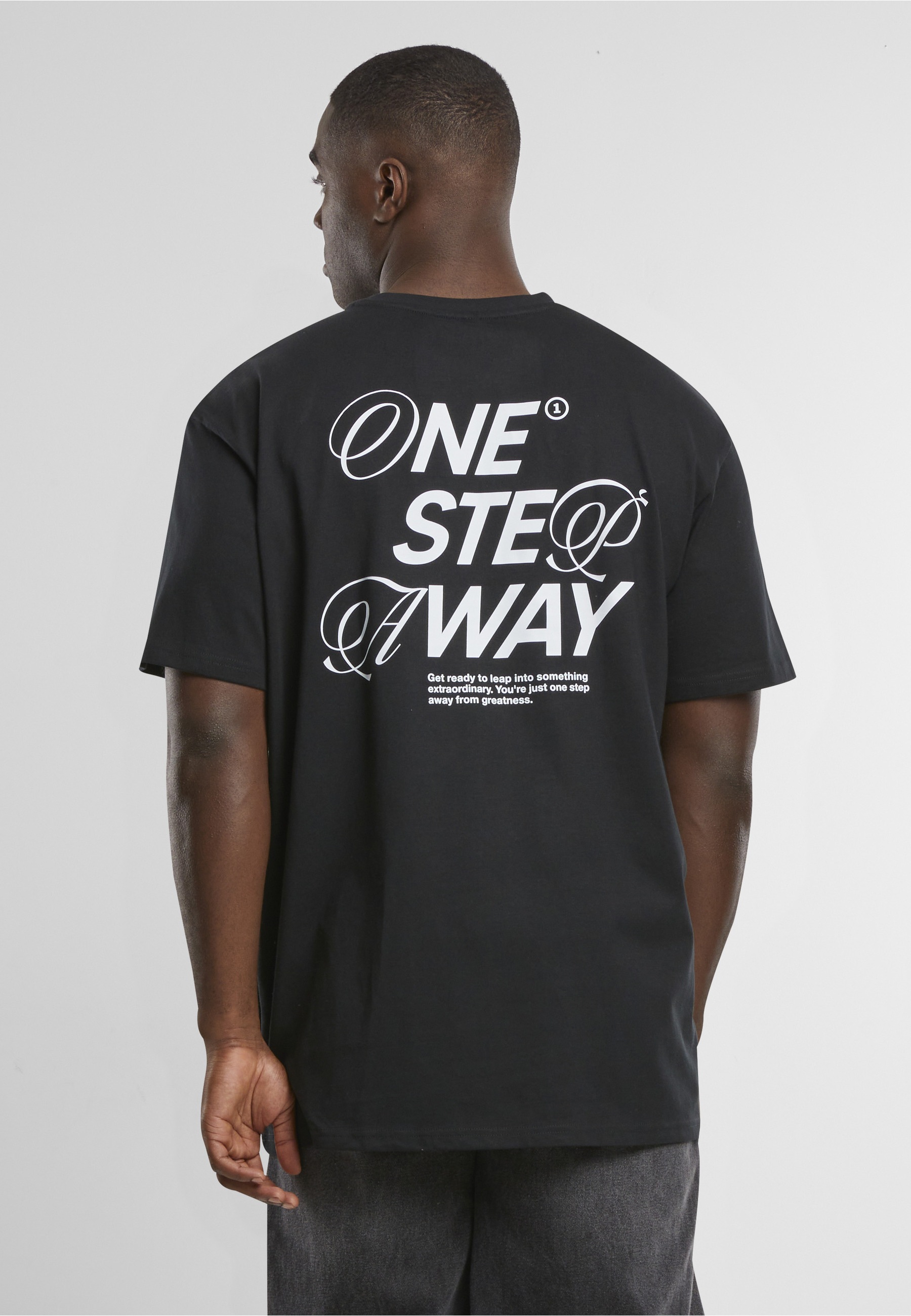 Upscale by Mister Tee T-Shirt »Upscale by Mister Tee Strictly Businnes Oversize Tee« 1 Stk.