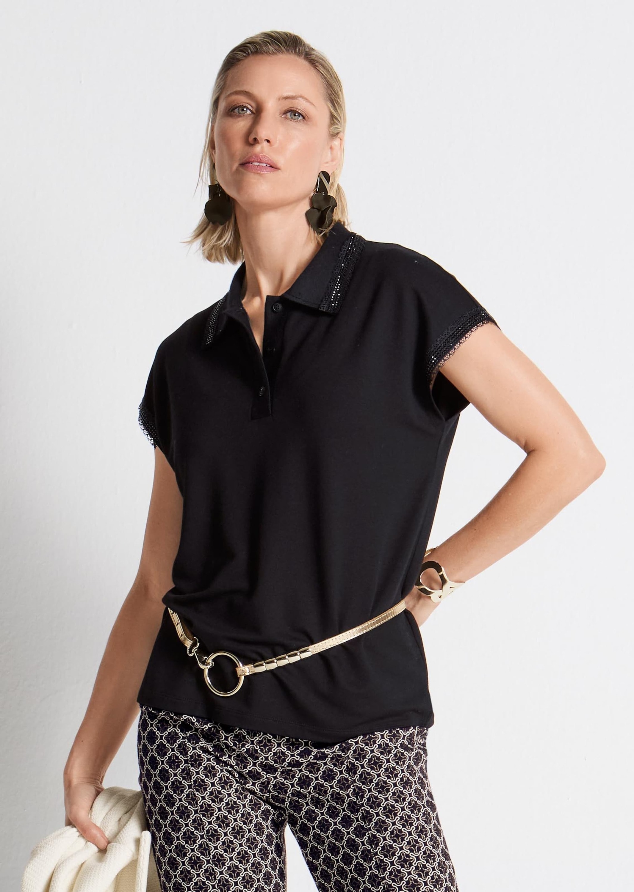 MADELEINE Kurzarmshirt »Shirt Poloshirt mit Spitzenkanten«