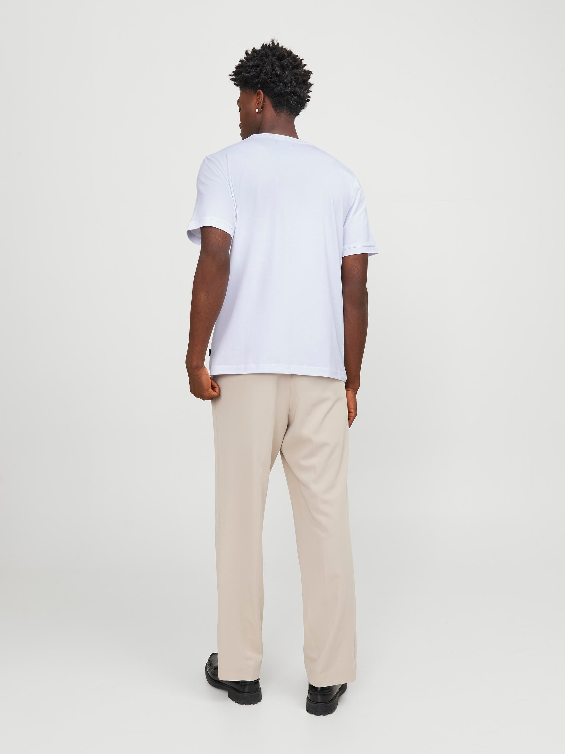 Jack & Jones Rundhalsshirt »JJEURBAN EDGE TEE SS O-NECK NOOS«, mit Rundhalsausschnitt