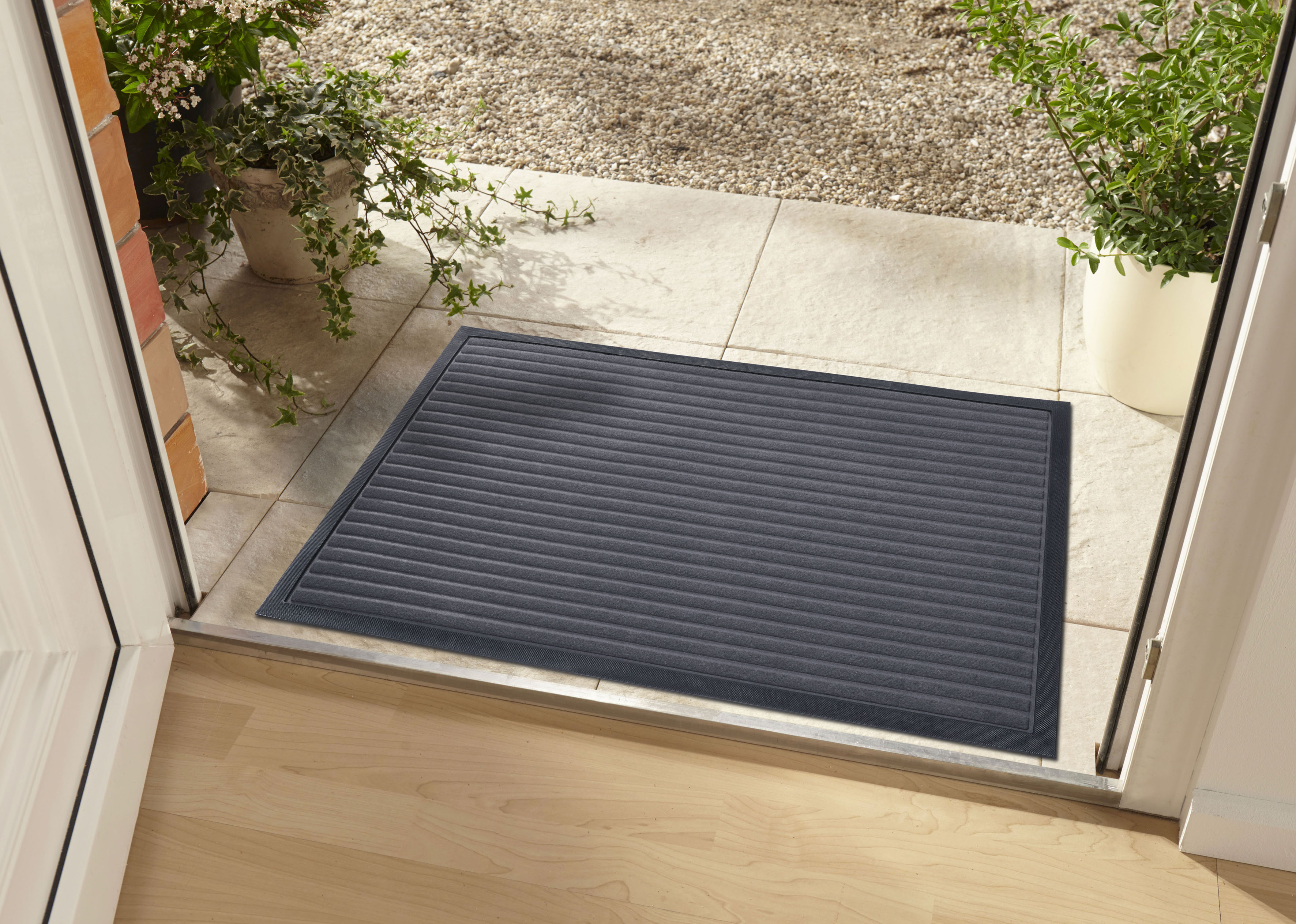 Thumbnail - HANSE Home Fußmatte "High Low Striped Mat, Türmatte", rechteckig, 5 mm Höhe, Schmutzfangmatte, rutschfest, waschbar, wet...