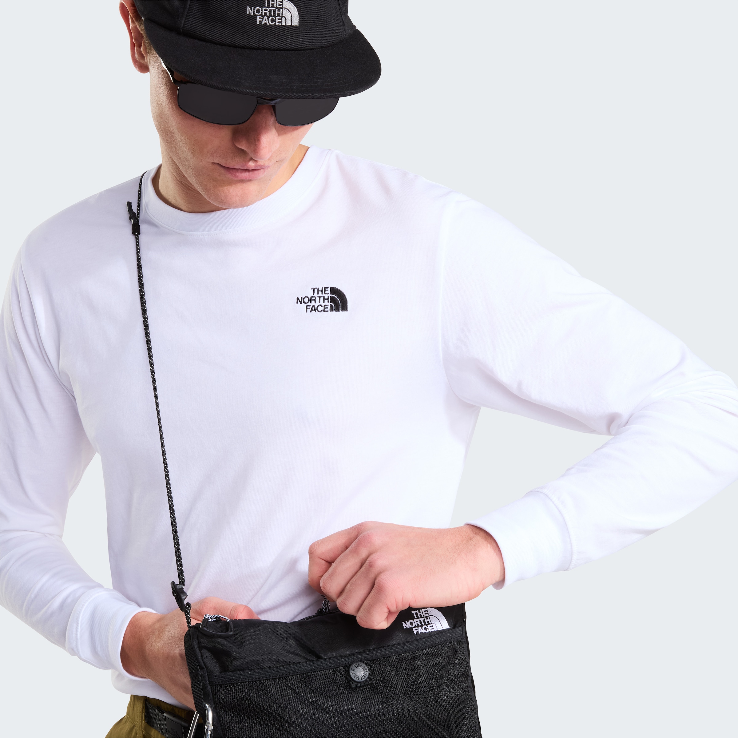 The North Face T-Shirt »M EVOLUTION SIMPLE DOME REGULAR LONG SLE« reguläre Passform, Kurzarm, für Fitness und aktive Freizeit