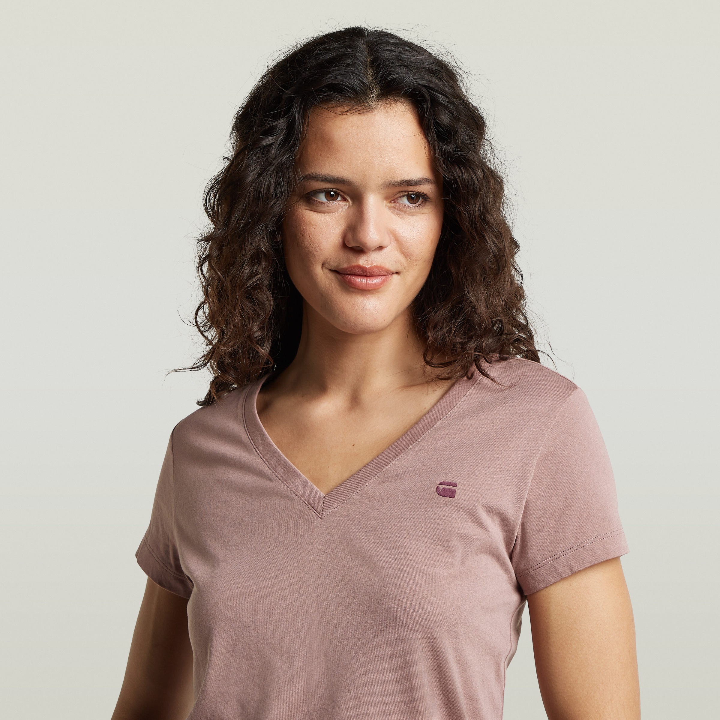 G-STAR V-Shirt »Overdyed Form v t wmn« in Baumwoll-Qualität