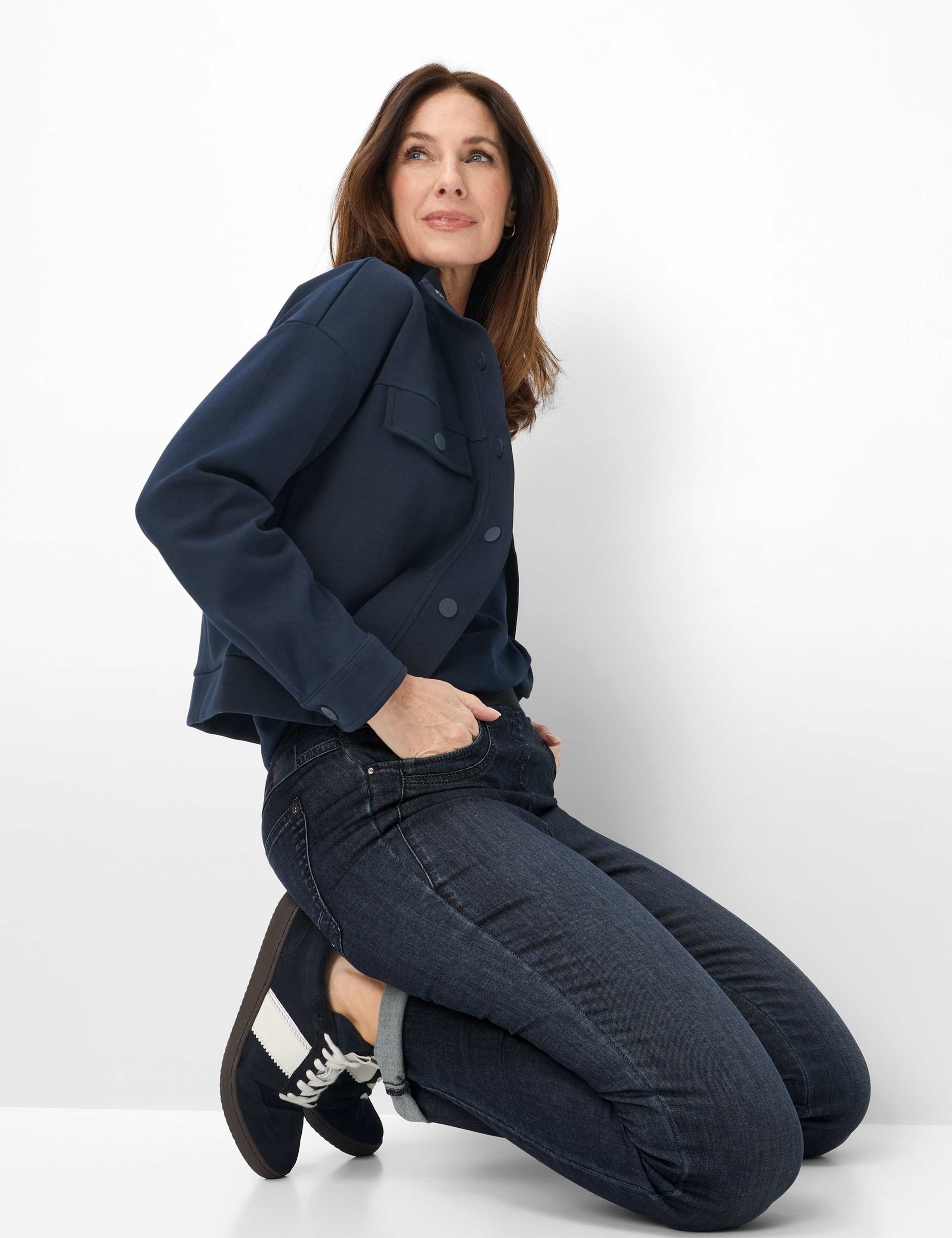 Bequeme Jeans RAPHAELA BY BRAX "Style PAMINA FUN", Damen, Gr. 44K (22), Kurzgrößen, dunkelblau, Denim/Jeans, 50% Baumwolle, 40% Lyocell, 7% Elastomultiester, 3% Elasthan, slim fit, Jeans 3