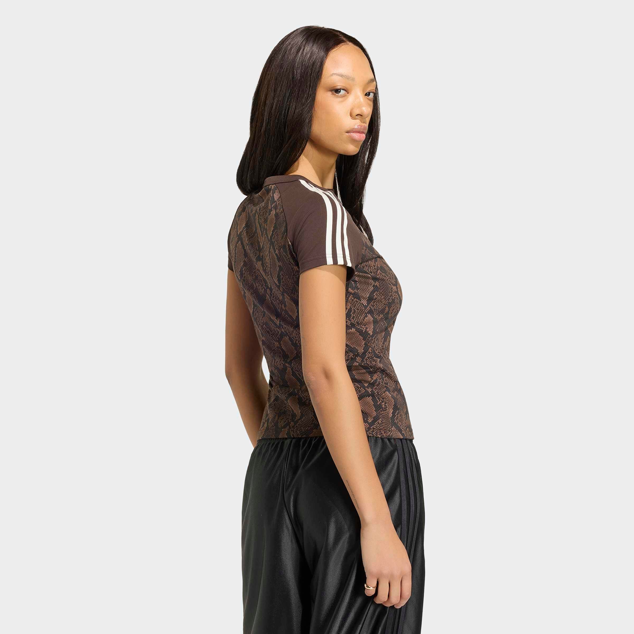 adidas Originals T-Shirt »CALI TEE« mit Rundhalsausschnitt, in normaler Länge