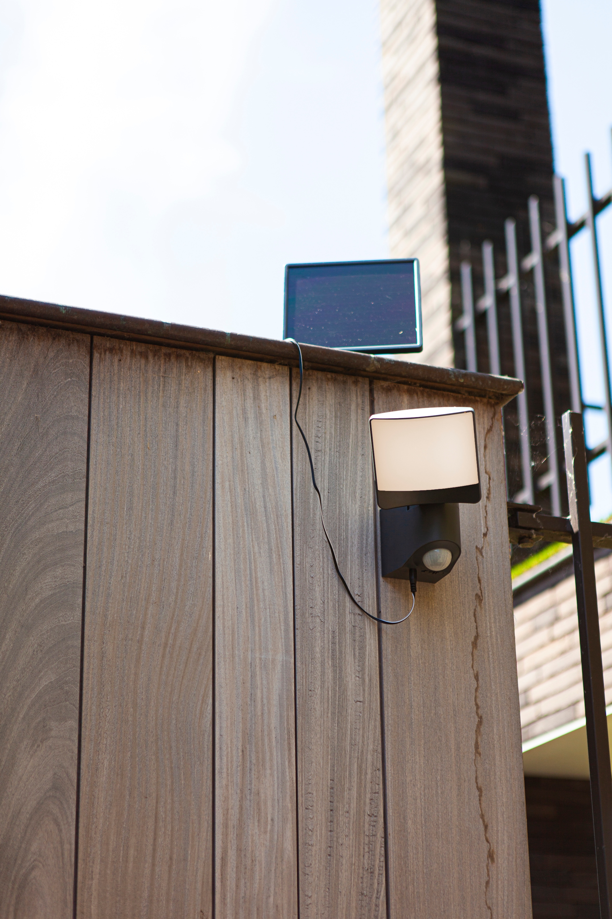 LUTEC LED Solarleuchte »Solar-Aussenwandl. SUNSHINE«, 1 flammig, Leuchtmittel LED-Board | LED fest integriert, dreh- und schwenkbar
