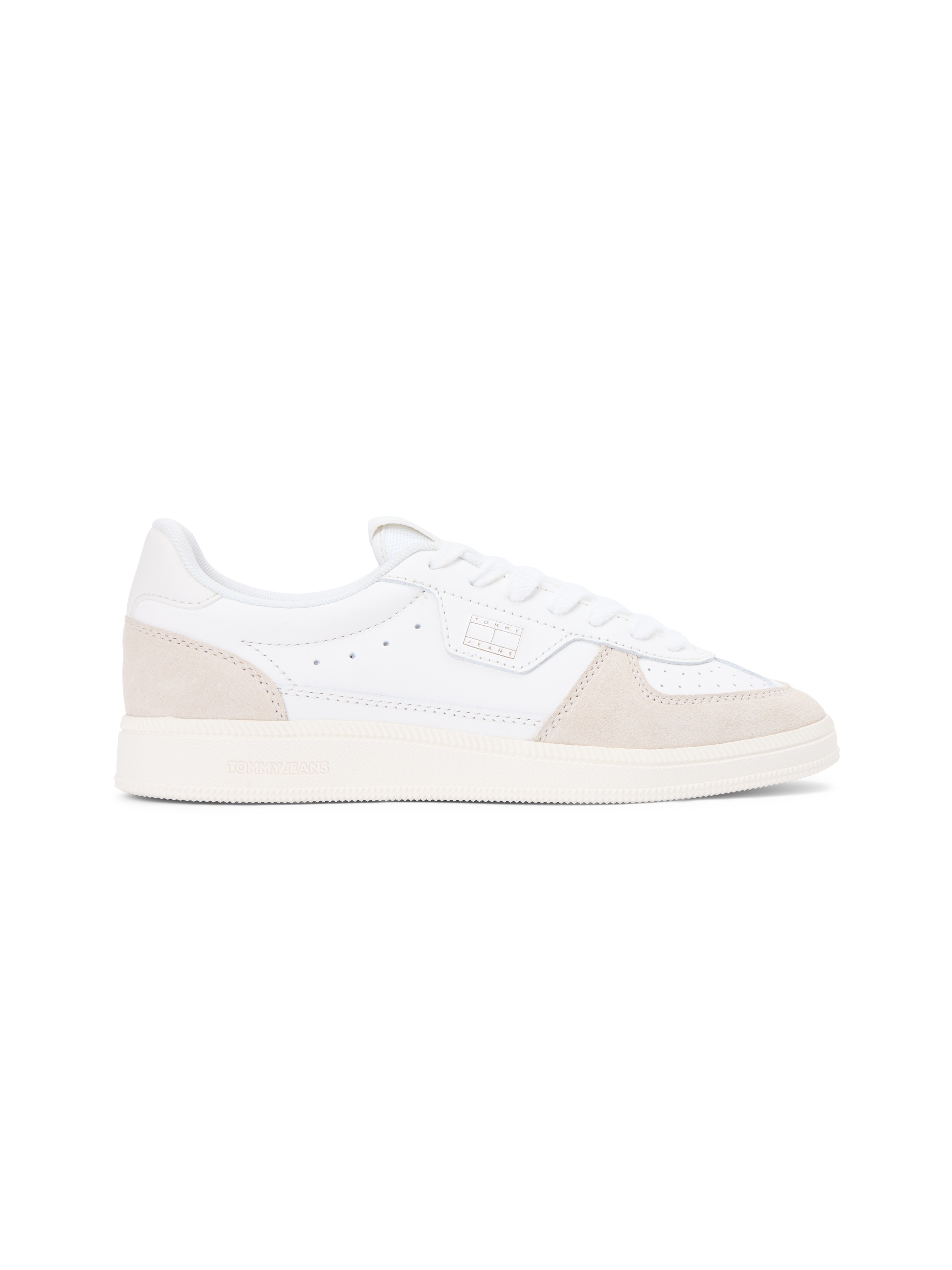Plateausneaker TOMMY JEANS "THE GREENWICH EDGE LEATHER", Damen, Gr. 38, weiß, beige, Leder, unifarben mit Farbeinsatz, Schuhe Plateausneaker, Freizeitschuh, Halbschuh, Schnürschuh mit goldfarbenem Logoschriftzug 3