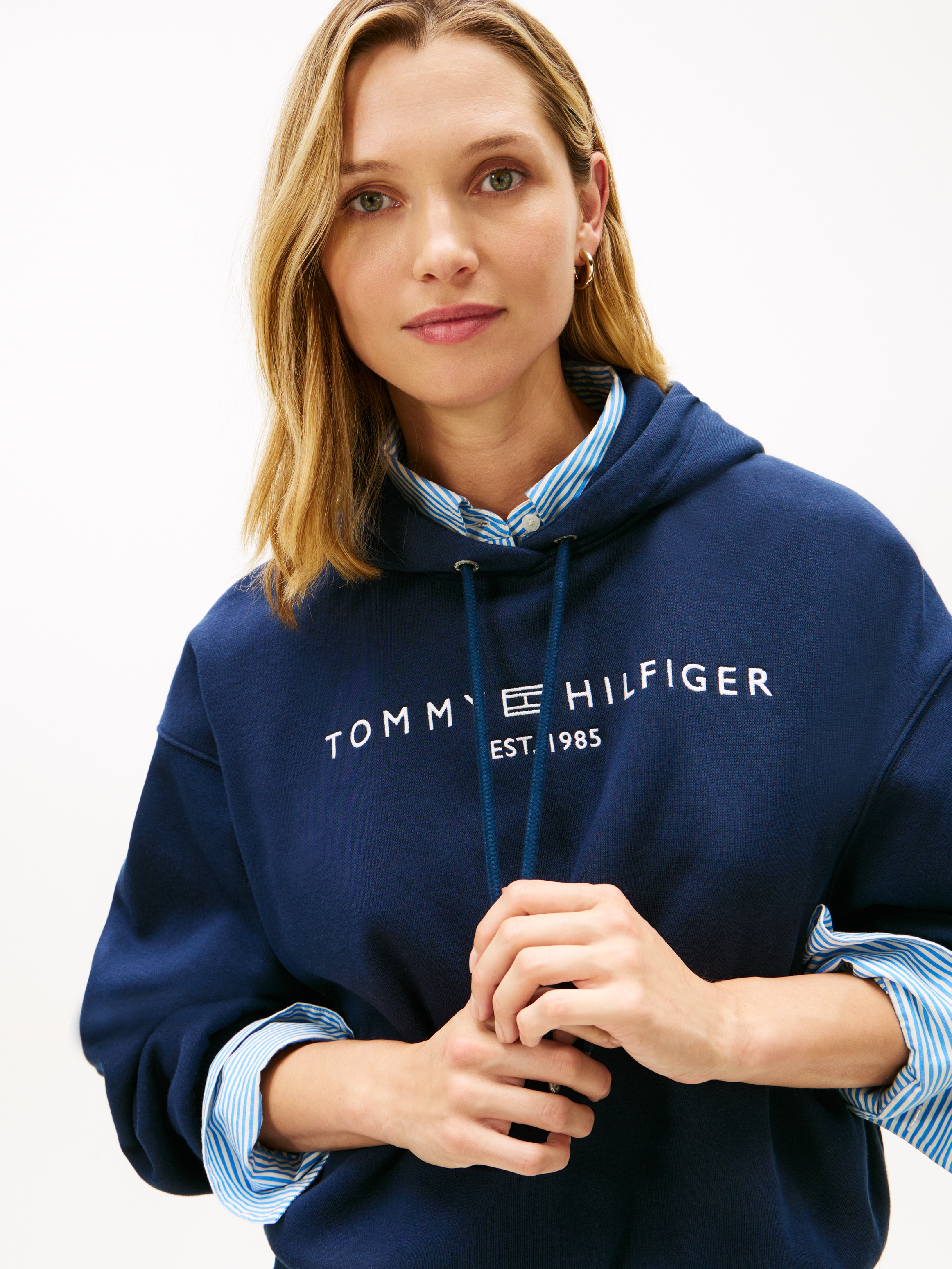 Tommy Hilfiger Kapuzensweatshirt »CORP LOGO MDRN HOODIE«
