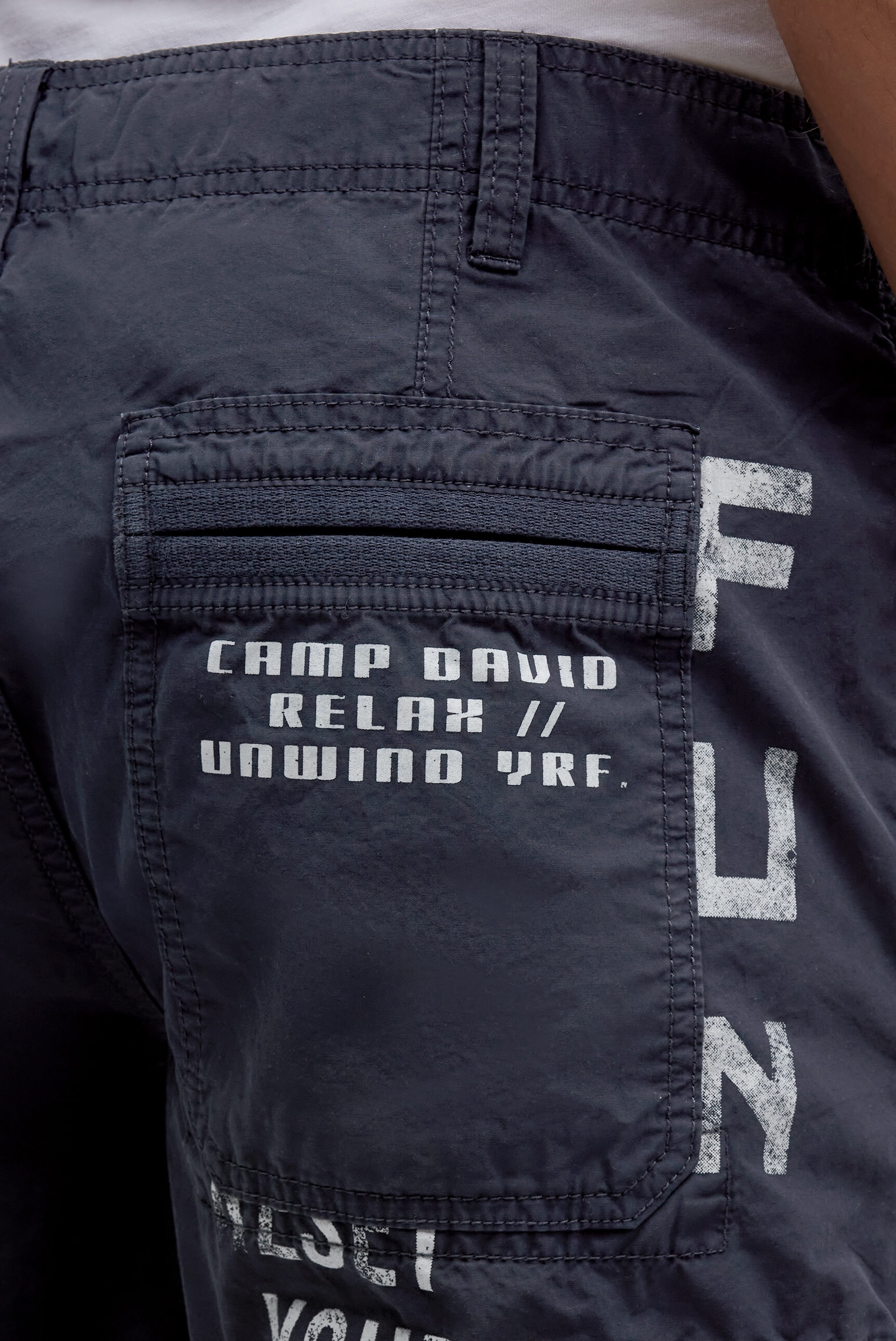 CAMP DAVID Shorts  aus Baumwolle