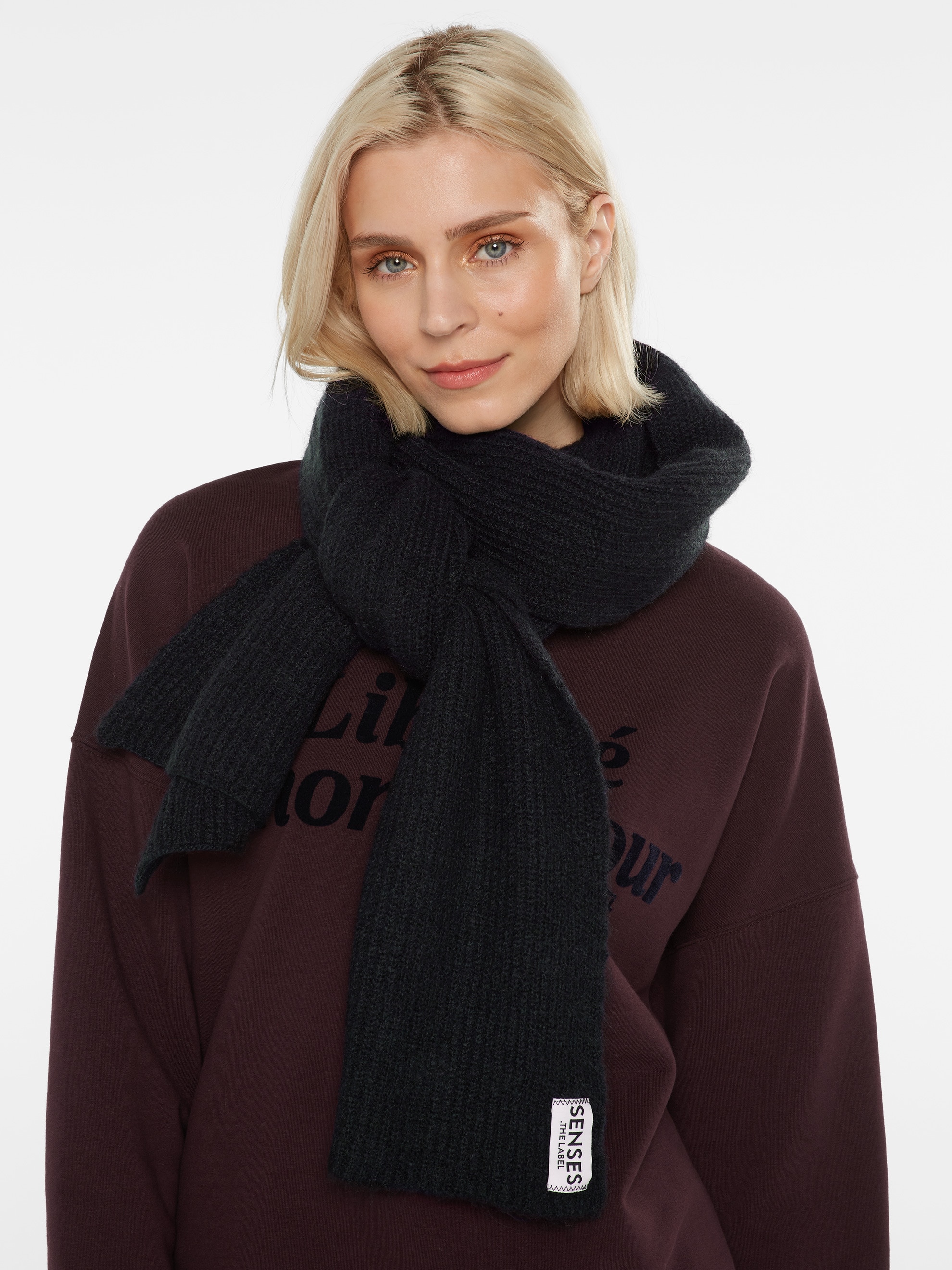 SENSES.THE LABEL Strickschal