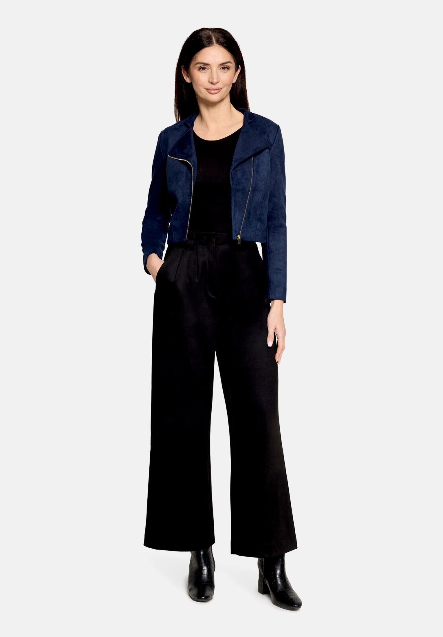 Betty&Co "Damen mit Stehkragen" Material