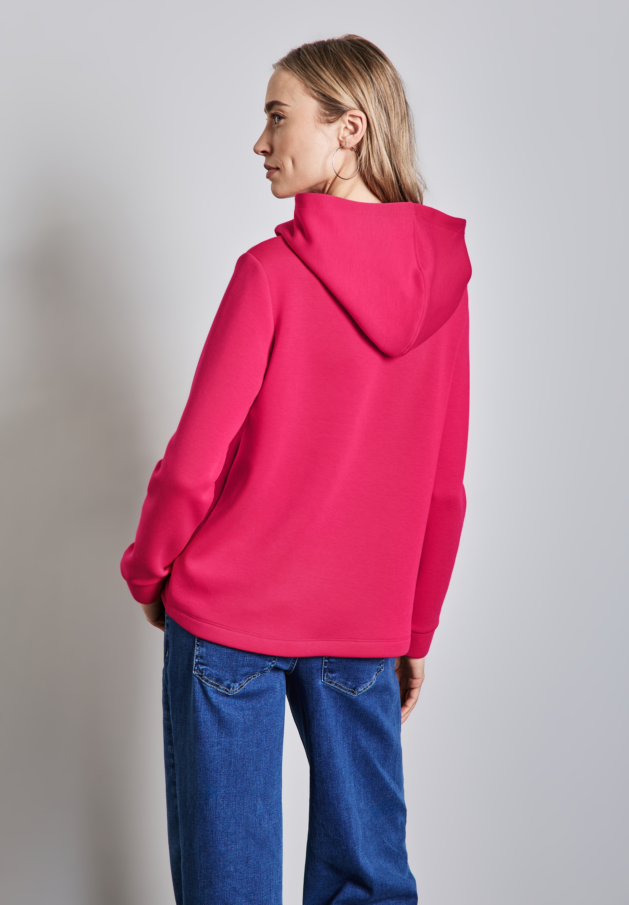STREET ONE Hoodie, mit elastischem Materialmix