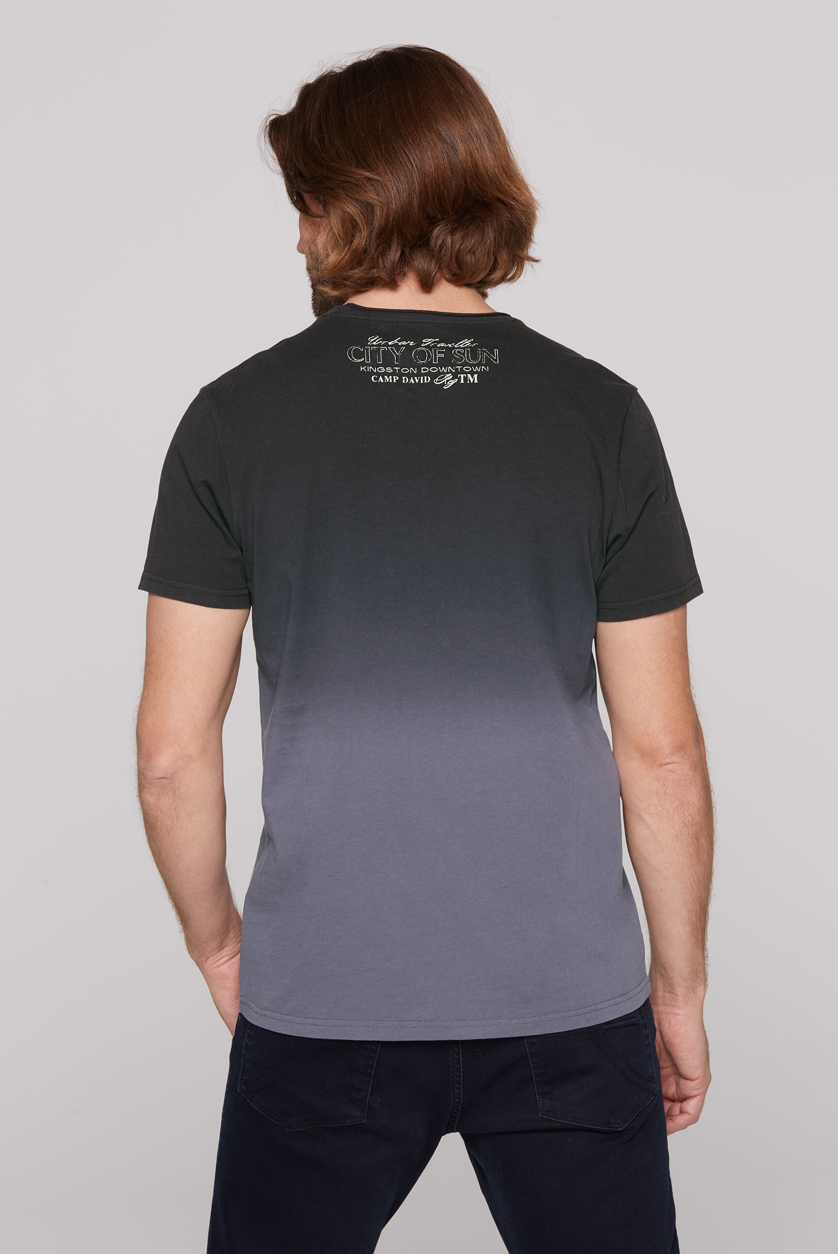 CAMP DAVID Rundhalsshirt, mit offener Kante am Ausschnitt