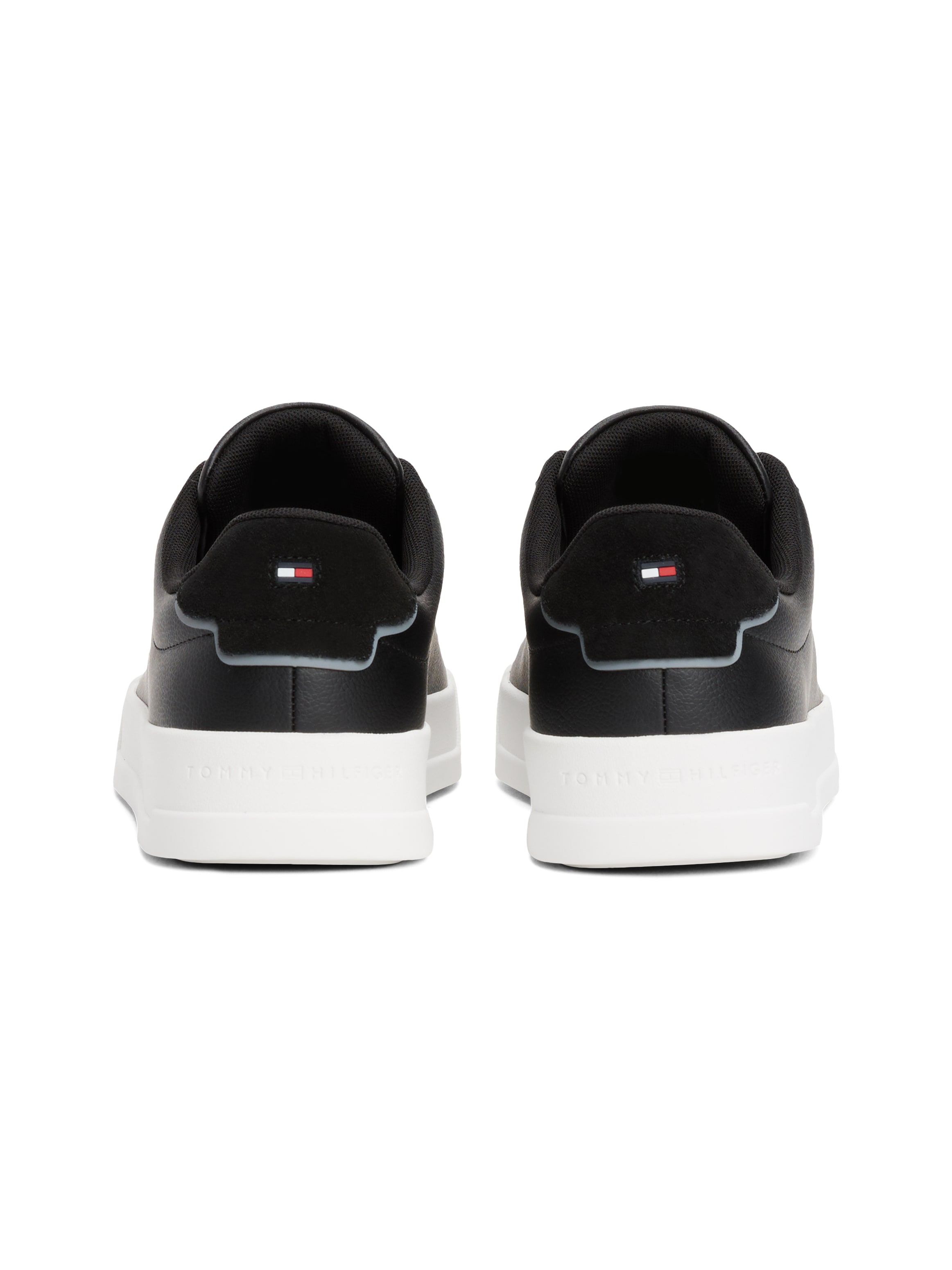 Tommy Hilfiger Sneaker »TH COURT LTH DETAIL ESS«, Freizeitschuh, Halbschuh, Schnürschuh mit seitlichem Logoschriftzug