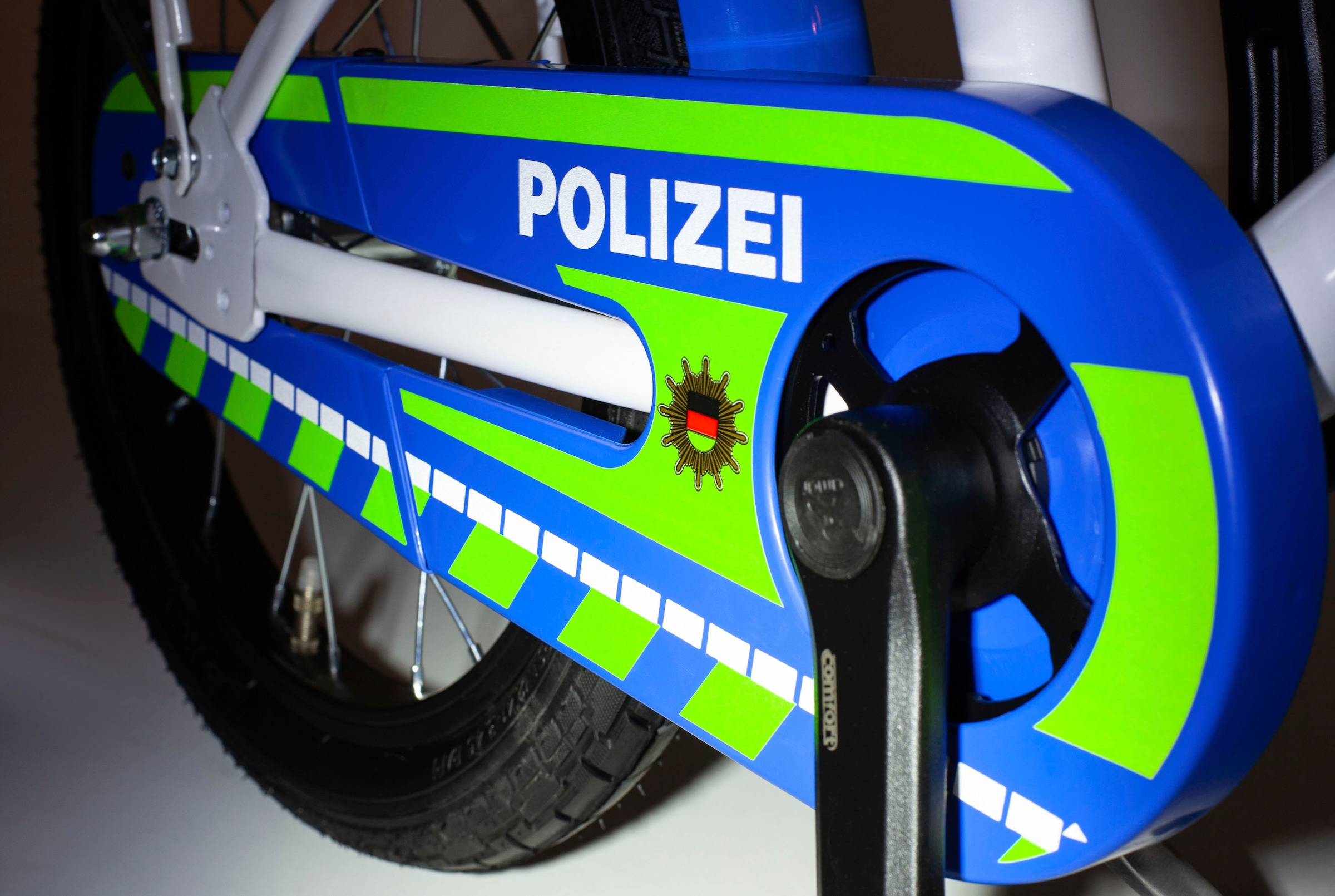 Bachtenkirch Kinderfahrrad »Kinderfahrrad "POLIZEI" kristall-weiß/blau/neon«, 1 Gang, ohne Schaltung