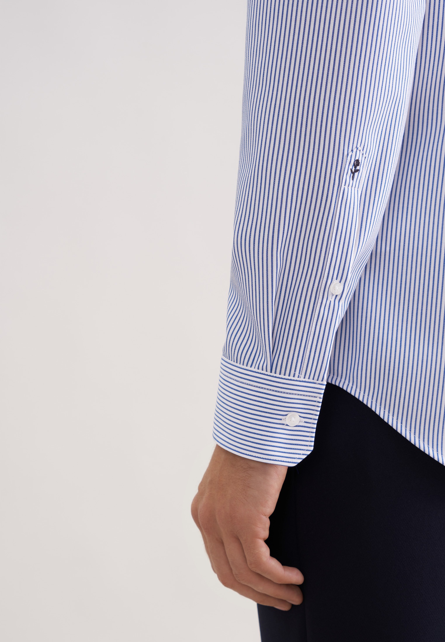 Businesshemd SEIDENSTICKER "Schwarze Rose", Herren, Gr. L (41), normale Ärmellängen, mittelblau, 100% Baumwolle, gestreift, slim fit, 2-Knopf-Manschette, Hemden, Slim 1/1 Kentkragen Gestreift 3