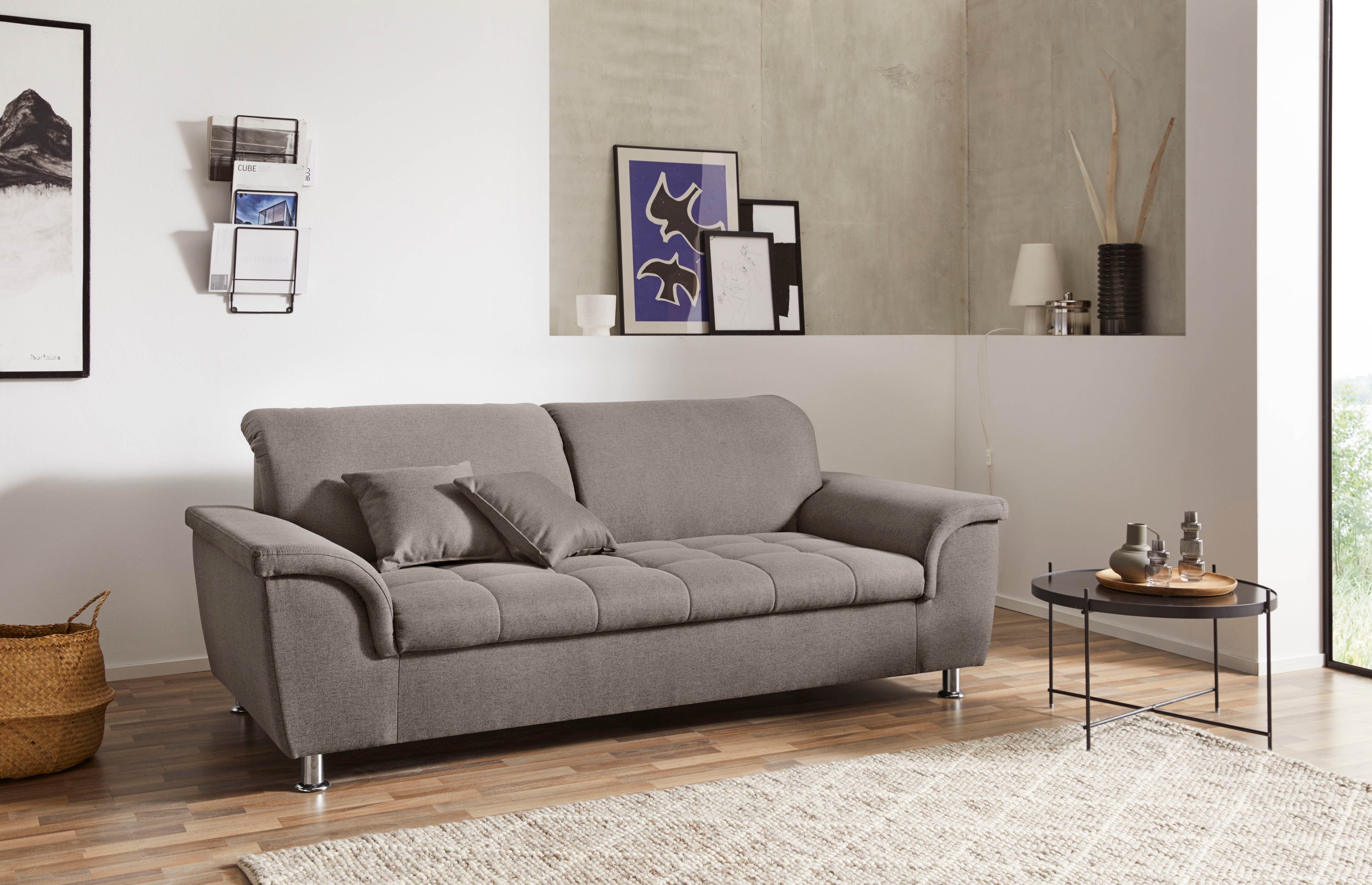 DOMO collection 2,5-Sitzer "FRANZI zeitlos und elegant, moderne Sitzheftung" wahlweise mit Kopfteilverstellung, inklusive Zierkissen