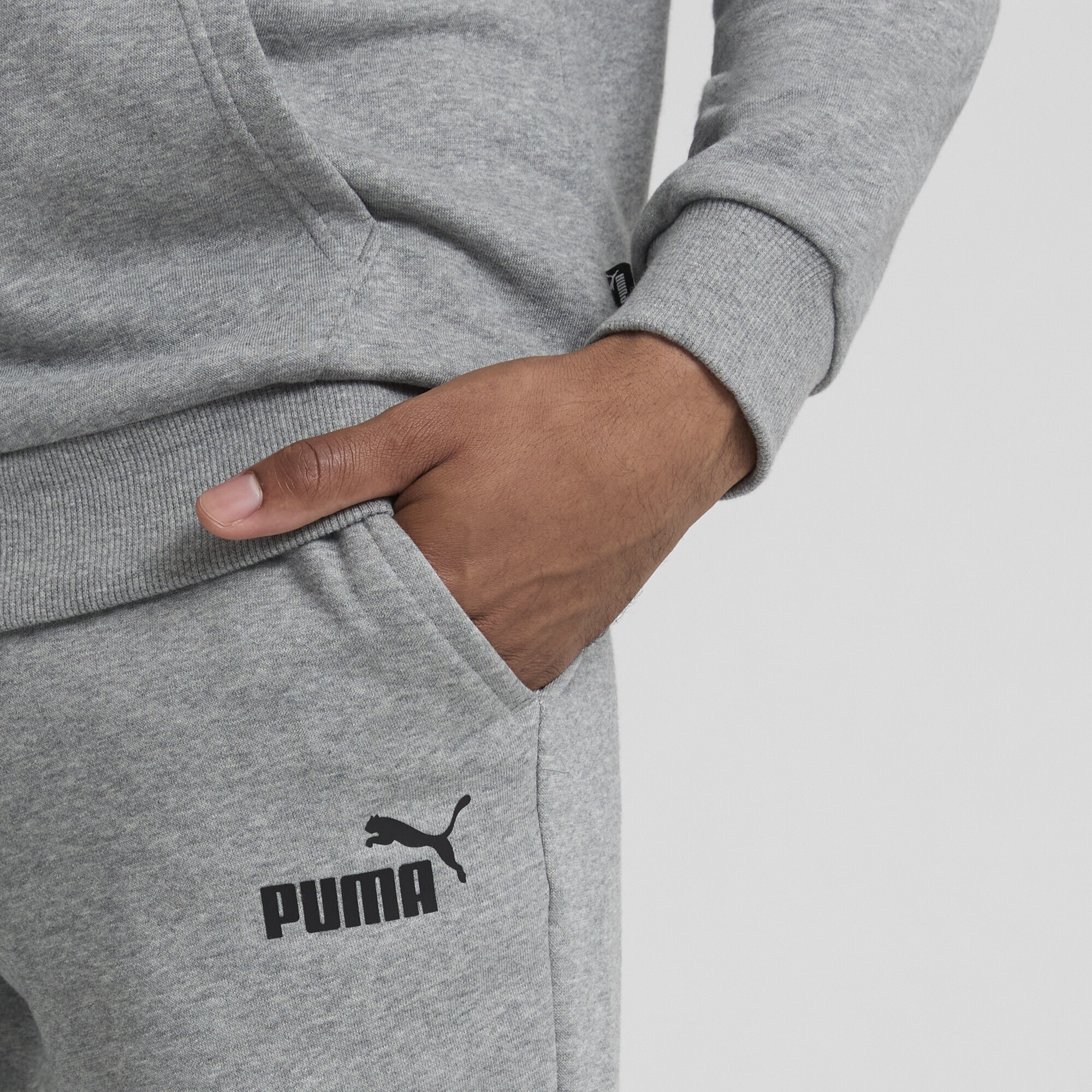 PUMA Sporthose »Essentials Logo Jogginghose Herren«