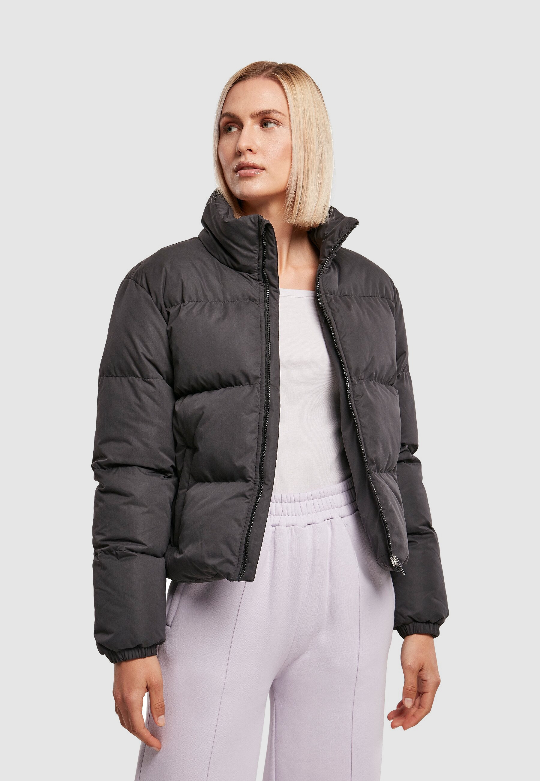 URBAN CLASSICS Winterjacke »Urban Classics Ladies Short Puffer Jacket« 1 Stk. tlg. ohne Kapuze
