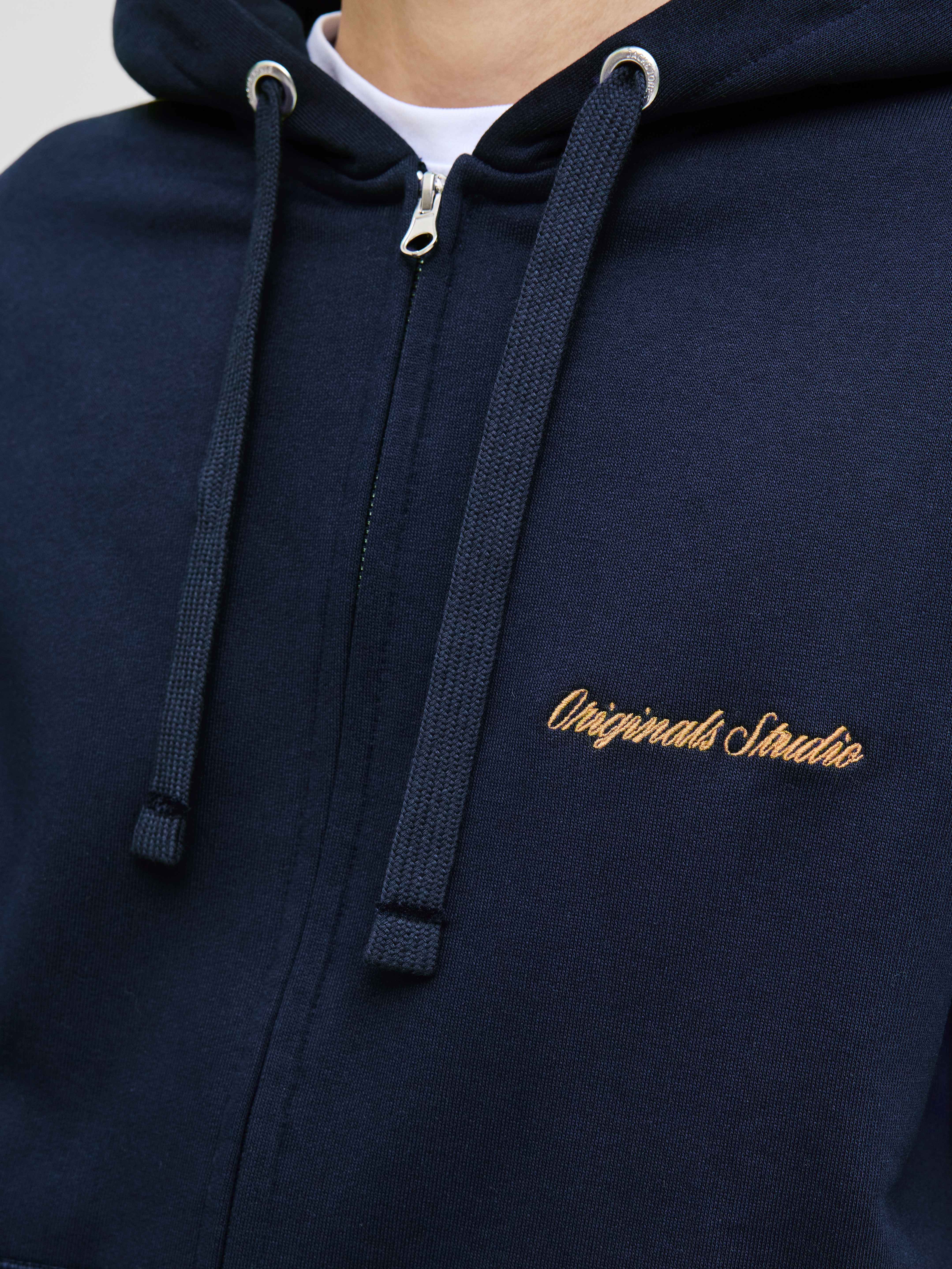 Thumbnail - Jack & Jones Kapuzensweatshirt "JORNORREBRO EMB SWEAT ZIP HOOD NOOS", mit Stickerei