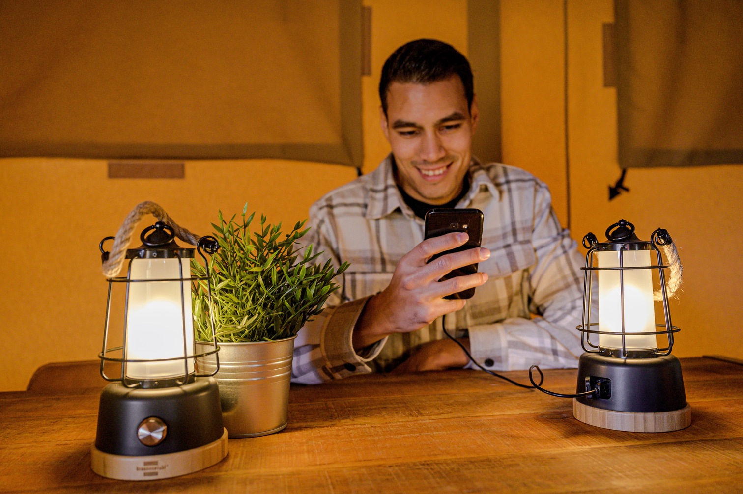 Brennenstuhl LED Gartenleuchte »Akku Campinglampe CAL 1«, Leuchtmittel LED-Modul | LED fest integriert, bis zu 75h Leuchtdauer, stufenlos dimmbar, Farbtemperatur einstellbar