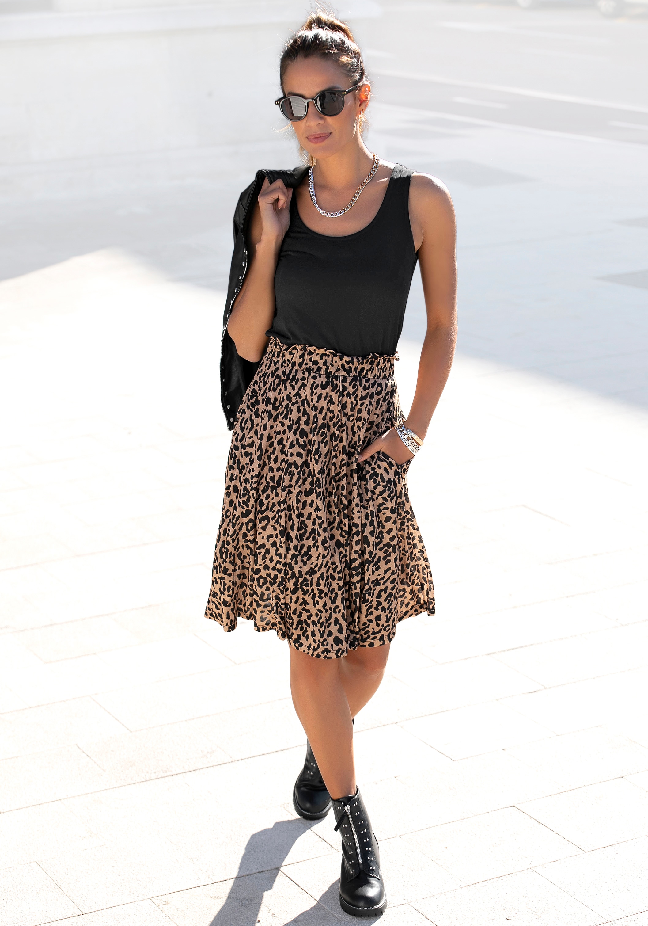 Buffalo Jerseykleid "mit Gummibund in der Taille und Animalprint" Seitennahttaschen Leokleid, Animalkleid, Ärmelloses Sommerkleid, Viskosekkleid