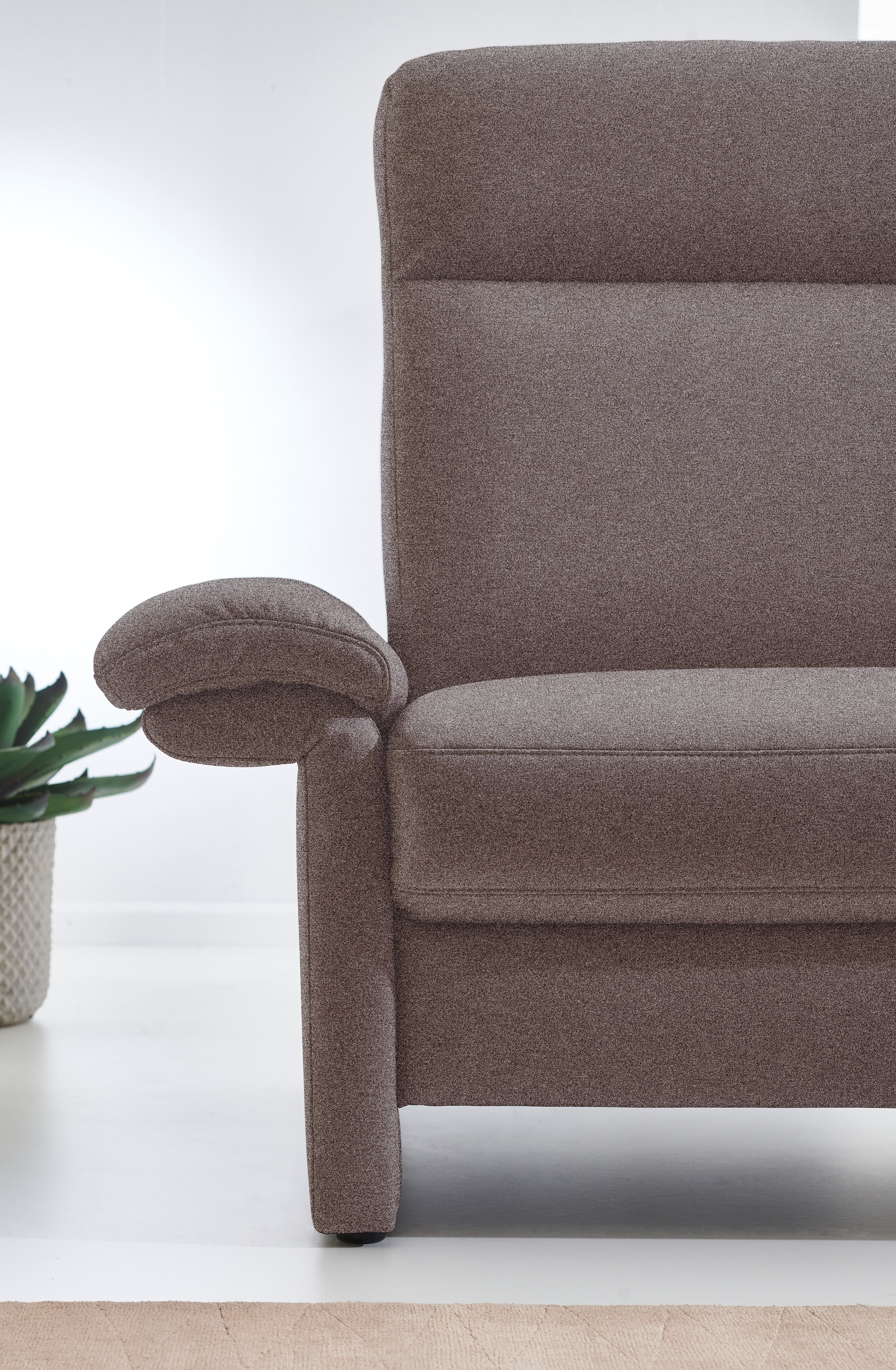 Places of Style 2,5-Sitzer »Senise, Breite 186 cm, Armteilverstellung, Federkern«, wahlweise auch mit Relaxfunktion auf beiden Seiten