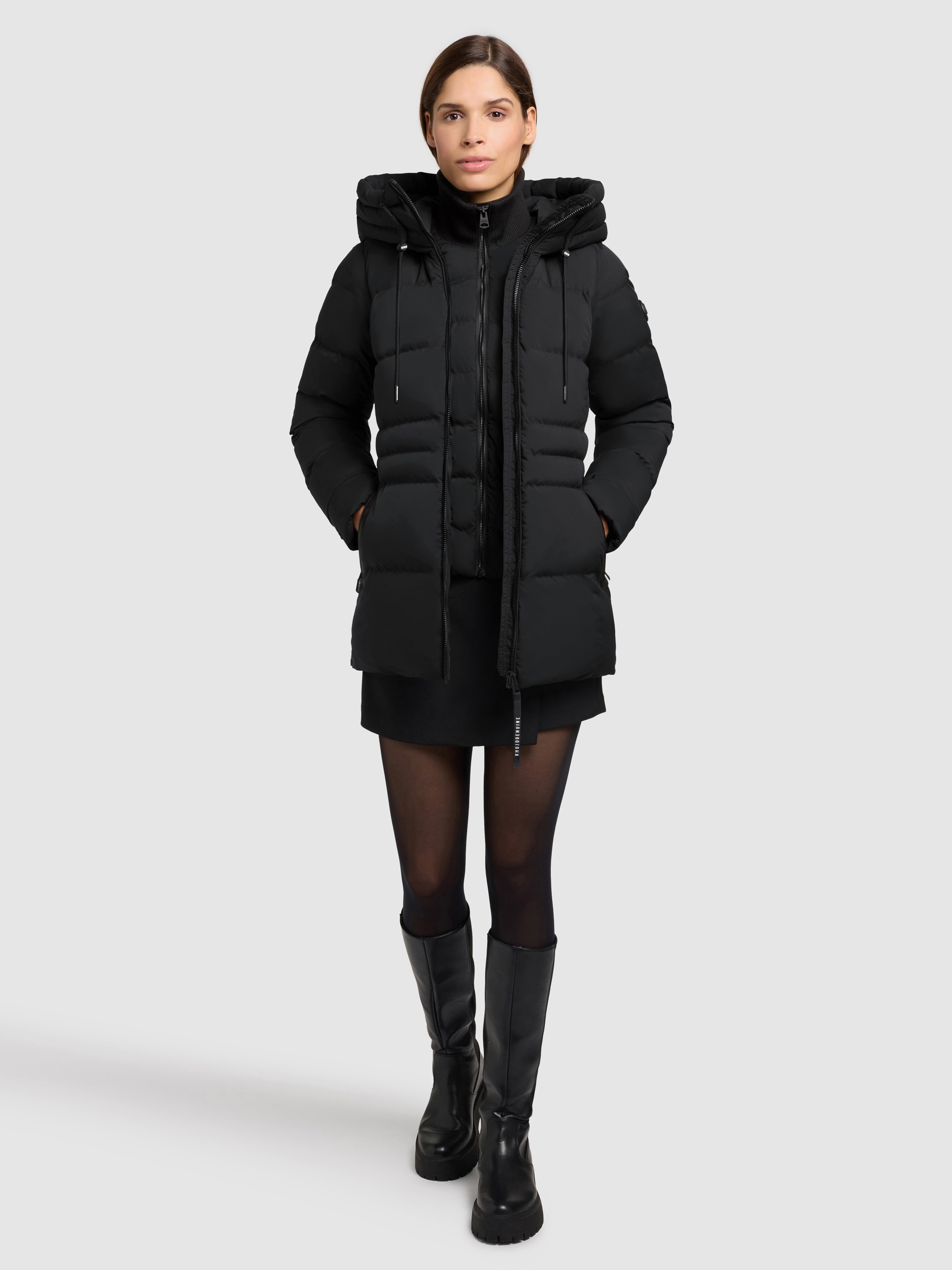khujo Steppjacke »MATLA«, mit Kapuze, Reißverschlusstaschen mit Fleecefutter, eine Ärmeltasche