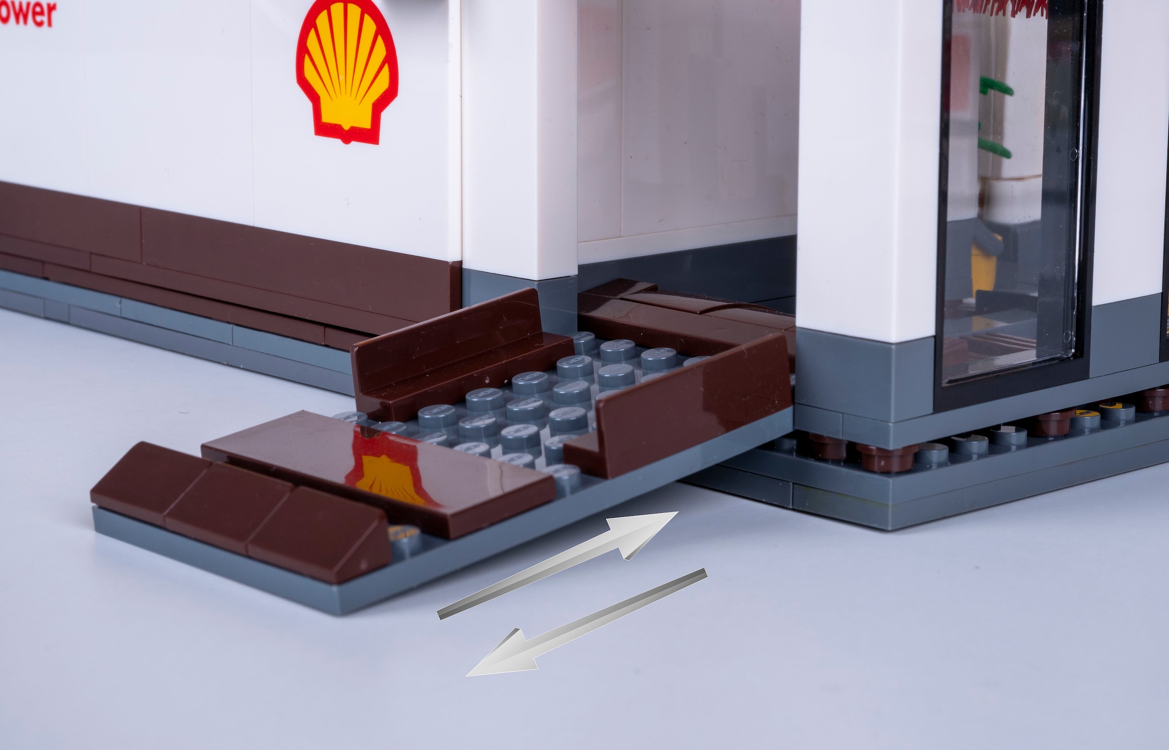 Jamara Konstruktions-Spielset »CaDA, Shell Tankstelle mit Shop und Waschanlage Bricks«, (1309 St.), mit LED Licht