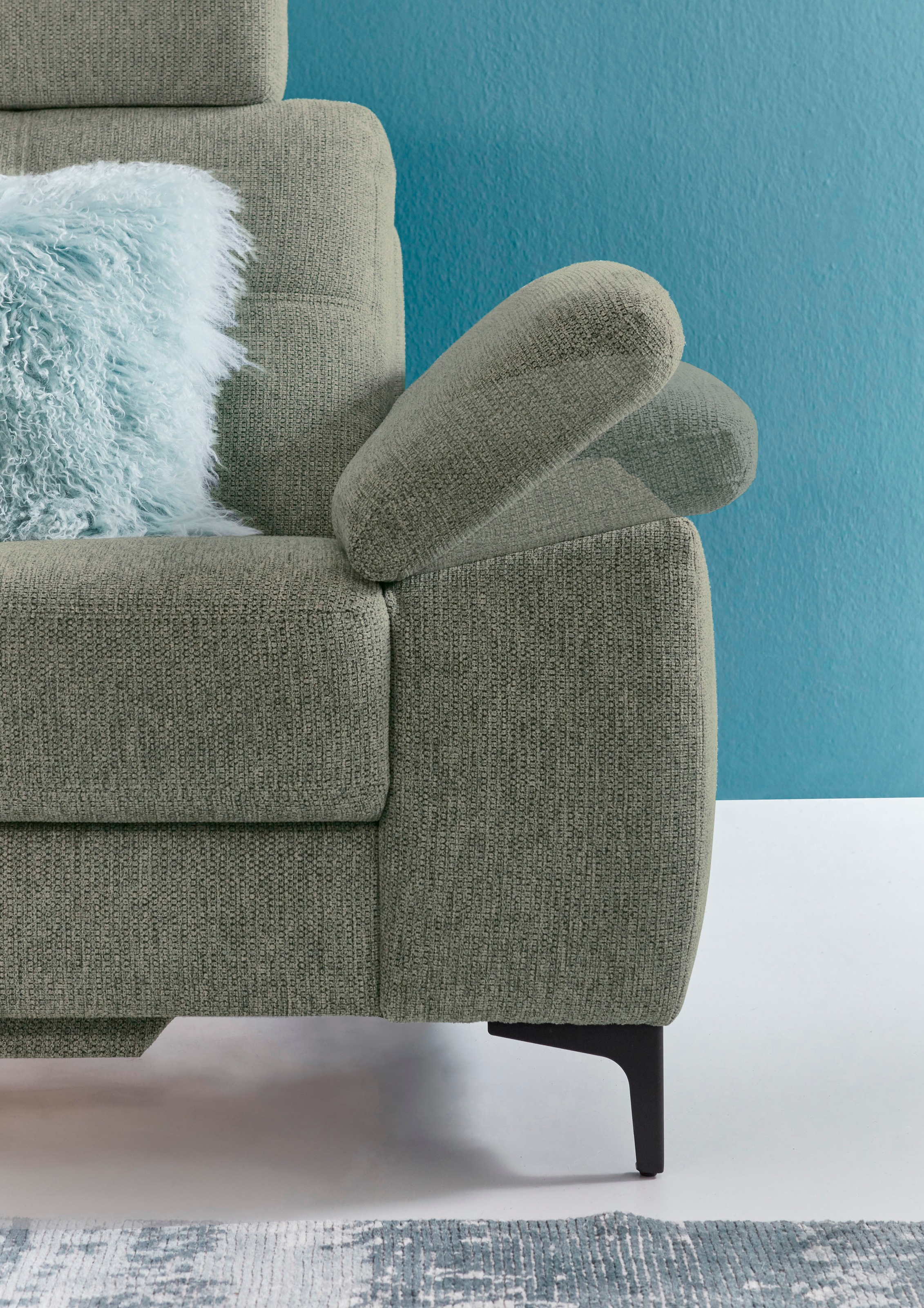 Ecksofa 3C CARINA "Burnaby bequem und modern, L-Form", grün (oliv), B:296cm H:87cm T:162cm, Chenille-Optik (59, 7% Polyester, 34, 4% Polyacryl, 5, 9% Viskose), Sofas, Ecksofa, 2 Kopfstützen, optional mit Schlaf- und motorischer Relaxfunktion 2