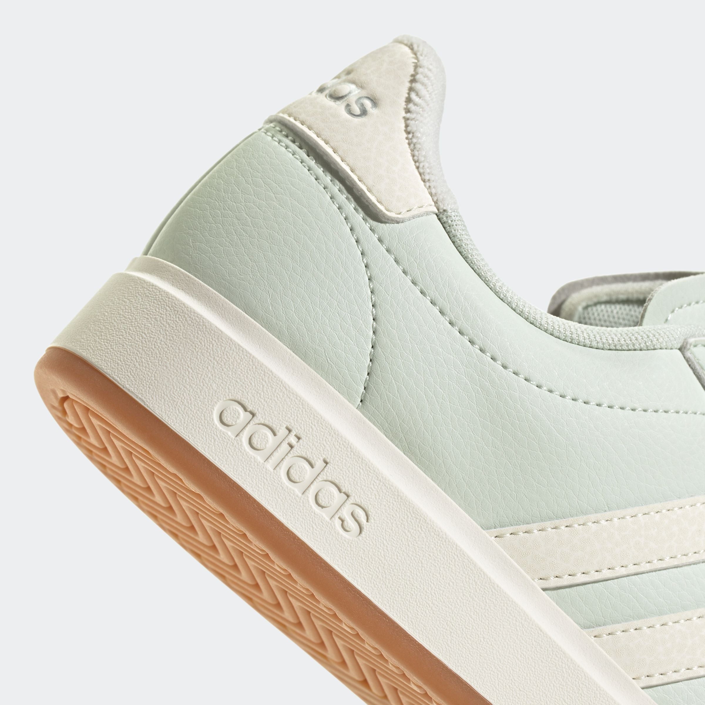 adidas Sportswear Sneaker »GRAND COURT 2.0«, Design auf den Spuren des adidas Superstar