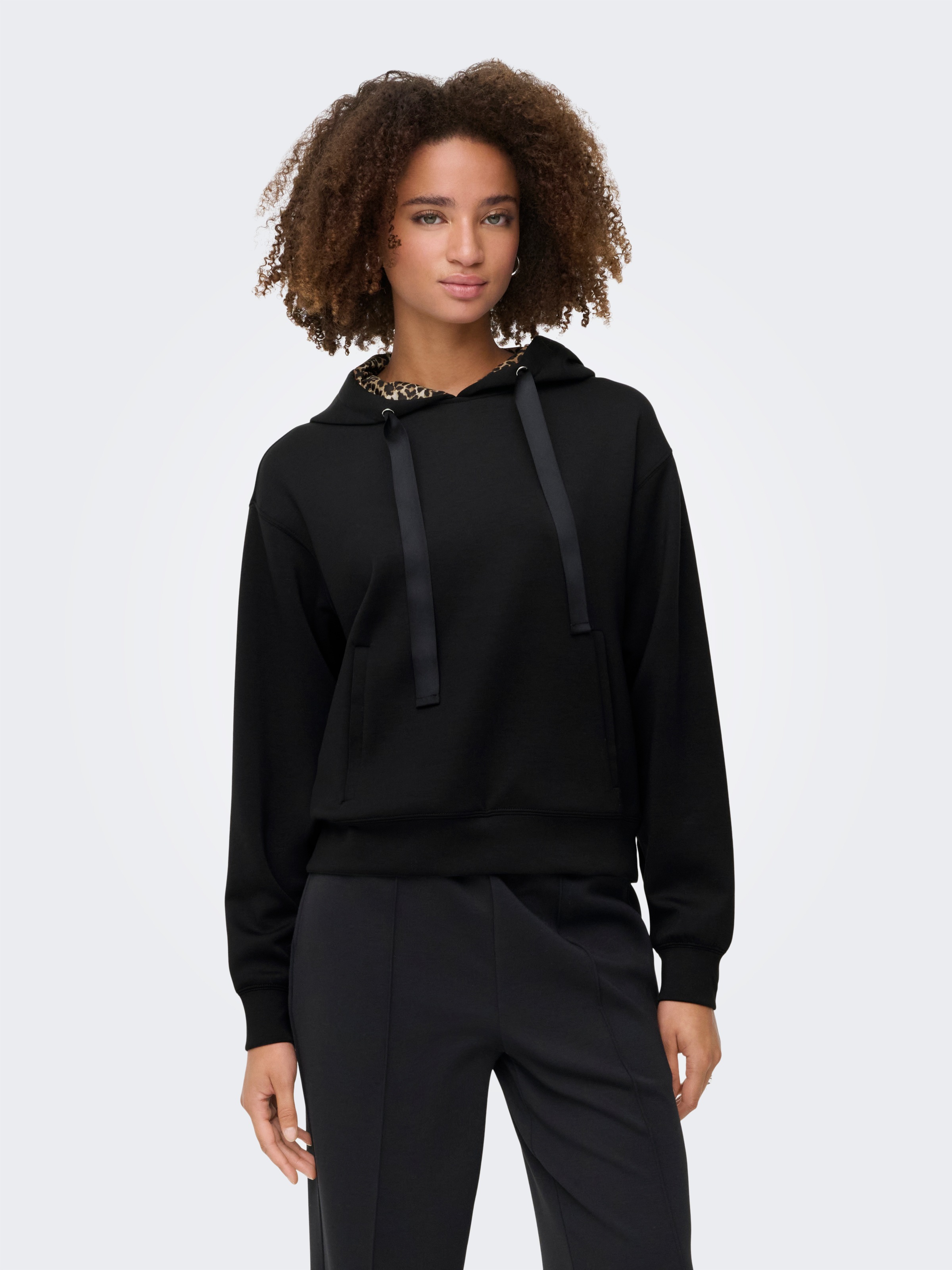 ONLY Kapuzensweatshirt "ONLALINA LIFE LEO DETAIL HOOD BOX SWT" günstig online kaufen