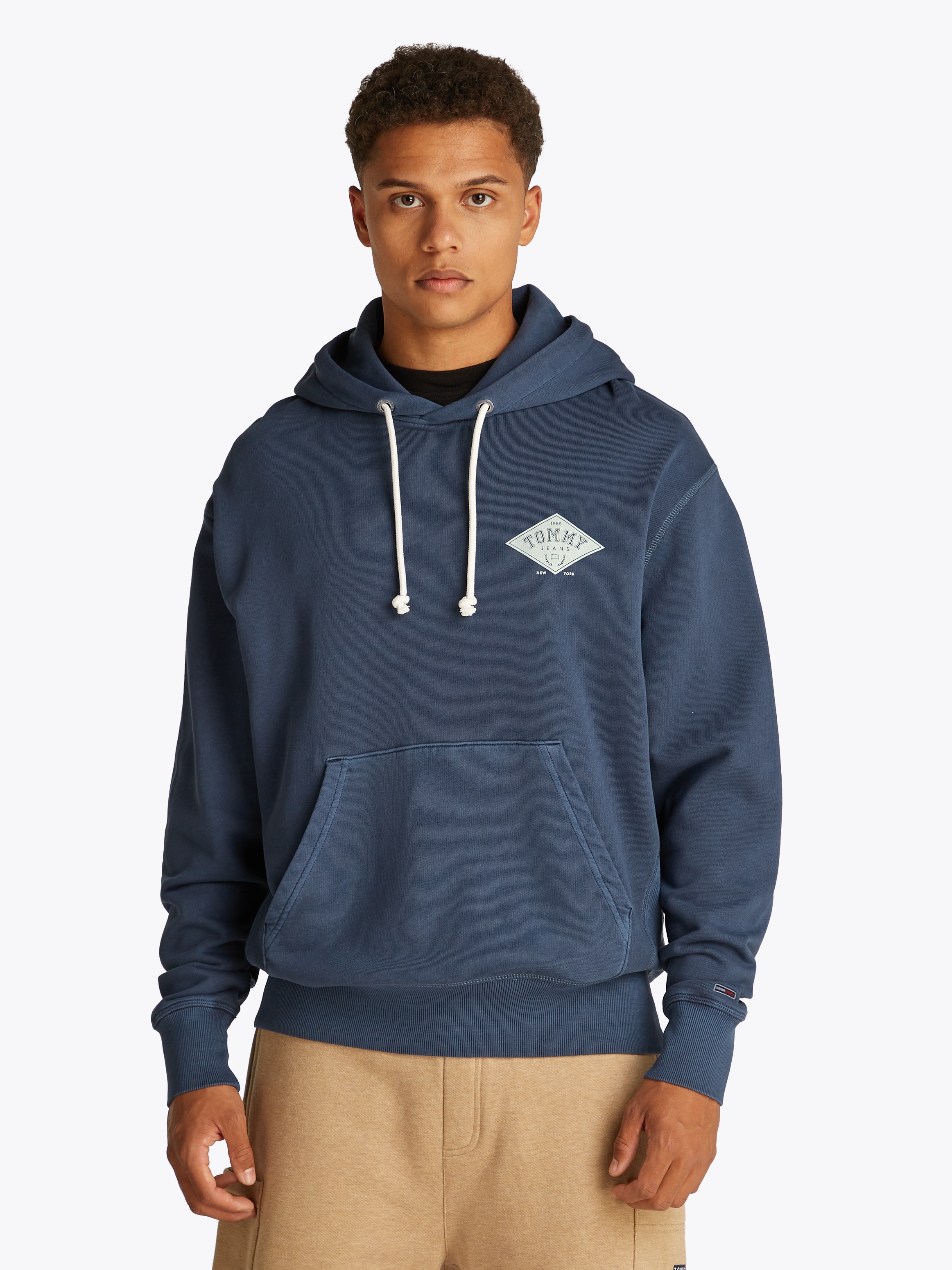 Tommy Jeans Kapuzensweatshirt "TJM RLX VARSITY GRAPHICS HOODIE", mit großem günstig online kaufen