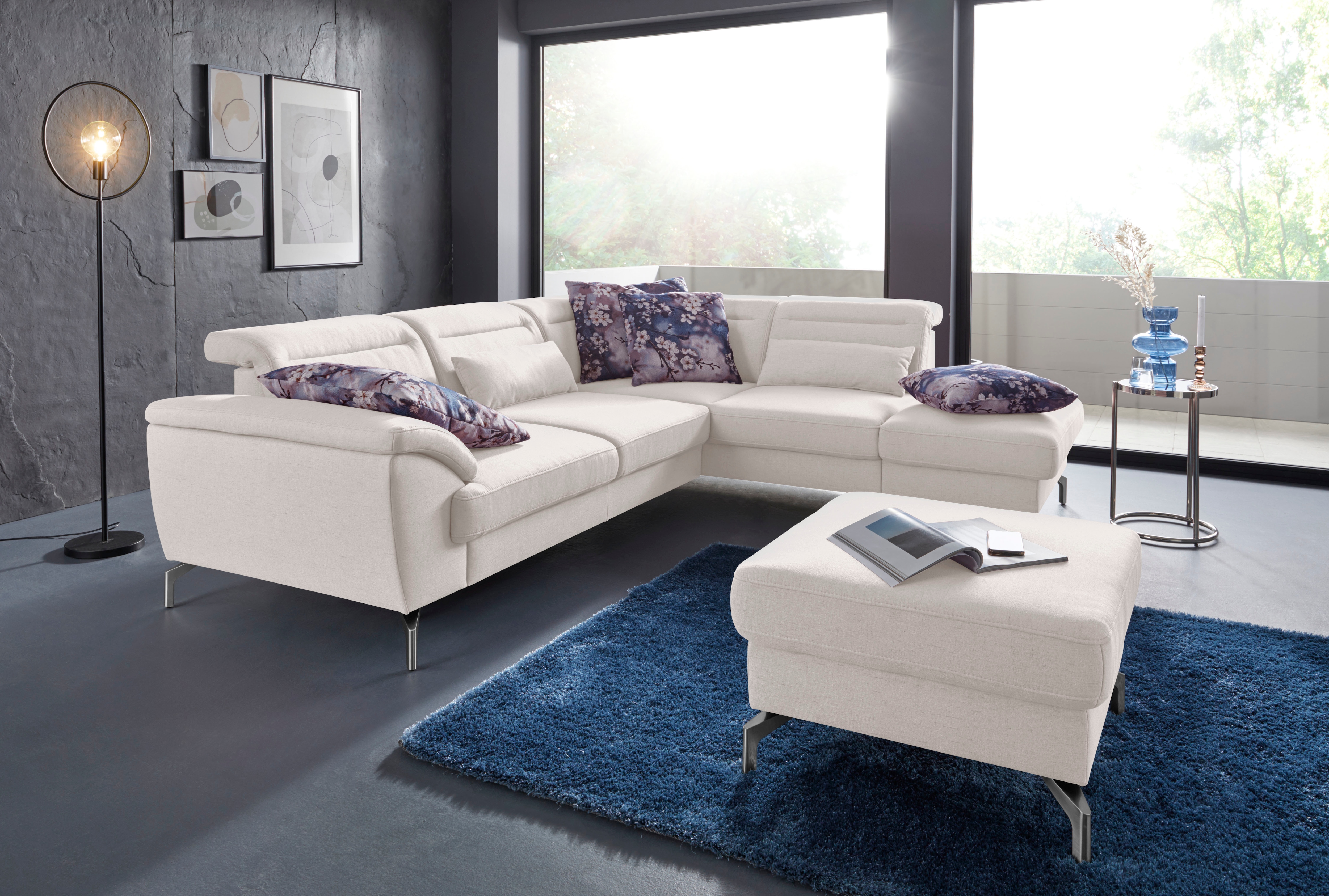sit&more Ecksofa "Percy L-Form" 15 cm Fußhöhe, Sitztiefenverstellung, wahlweise in 2 Fußfarben