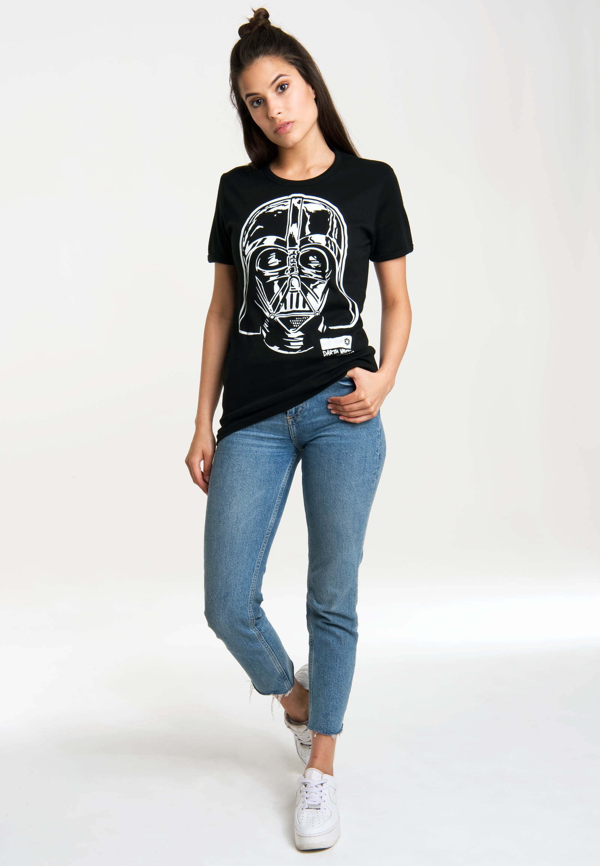 LOGOSHIRT T-Shirt »Star Wars Darth Vader«, mit lizenziertem Originaldesign