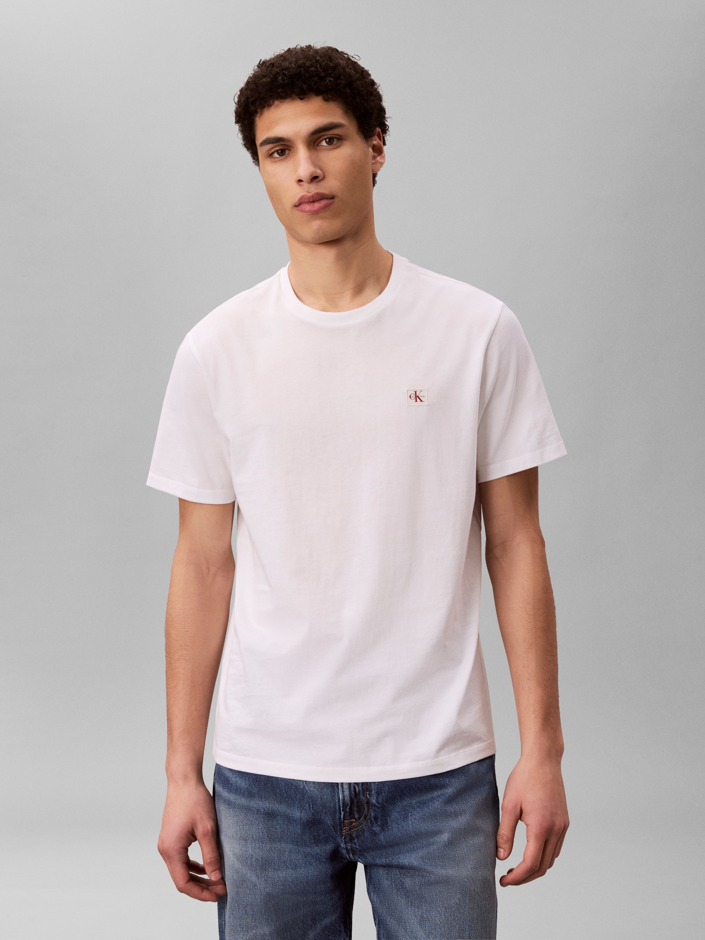 Calvin Klein Jeans T-Shirt "SS BADGE TEE 2 PACK" Packung, 2er-Pack, 2 Mit Rundhalsausschnitt