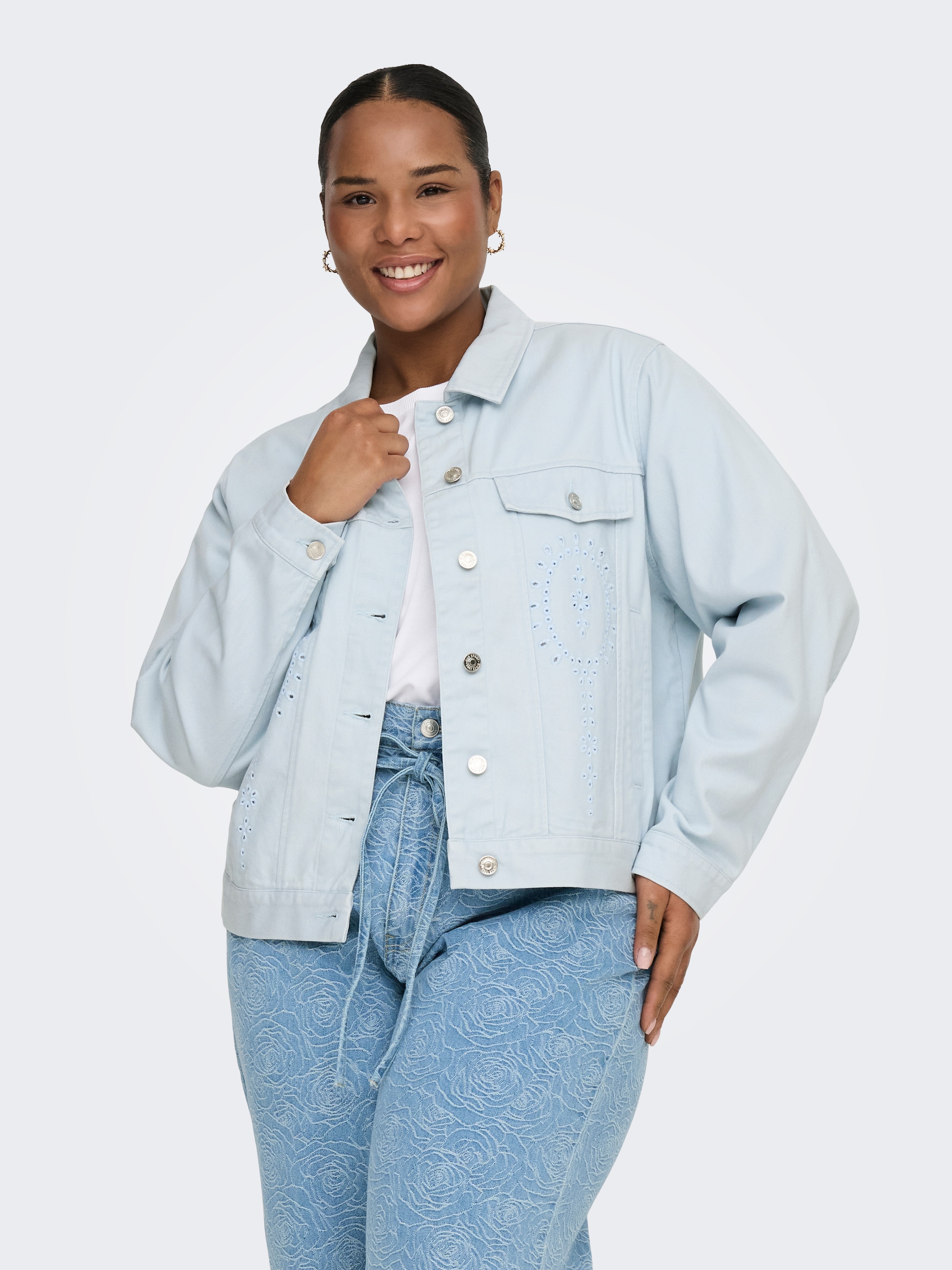 ONLY CARMAKOMA Jeansjacke "CARELSA CROCHET DENIM JACKET OTW" mit Stickerei günstig online kaufen