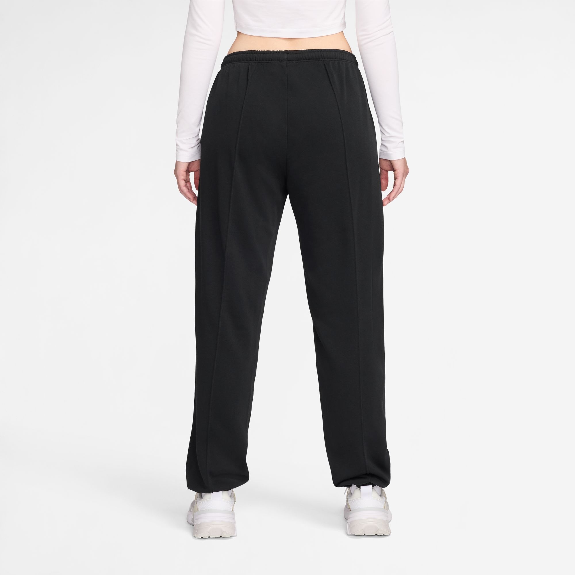 Nike Sportswear Sporthose »W NSW CHLL FT JGGR PANT«  aus French Terry, zwischen Fleece und Jersey-Strick