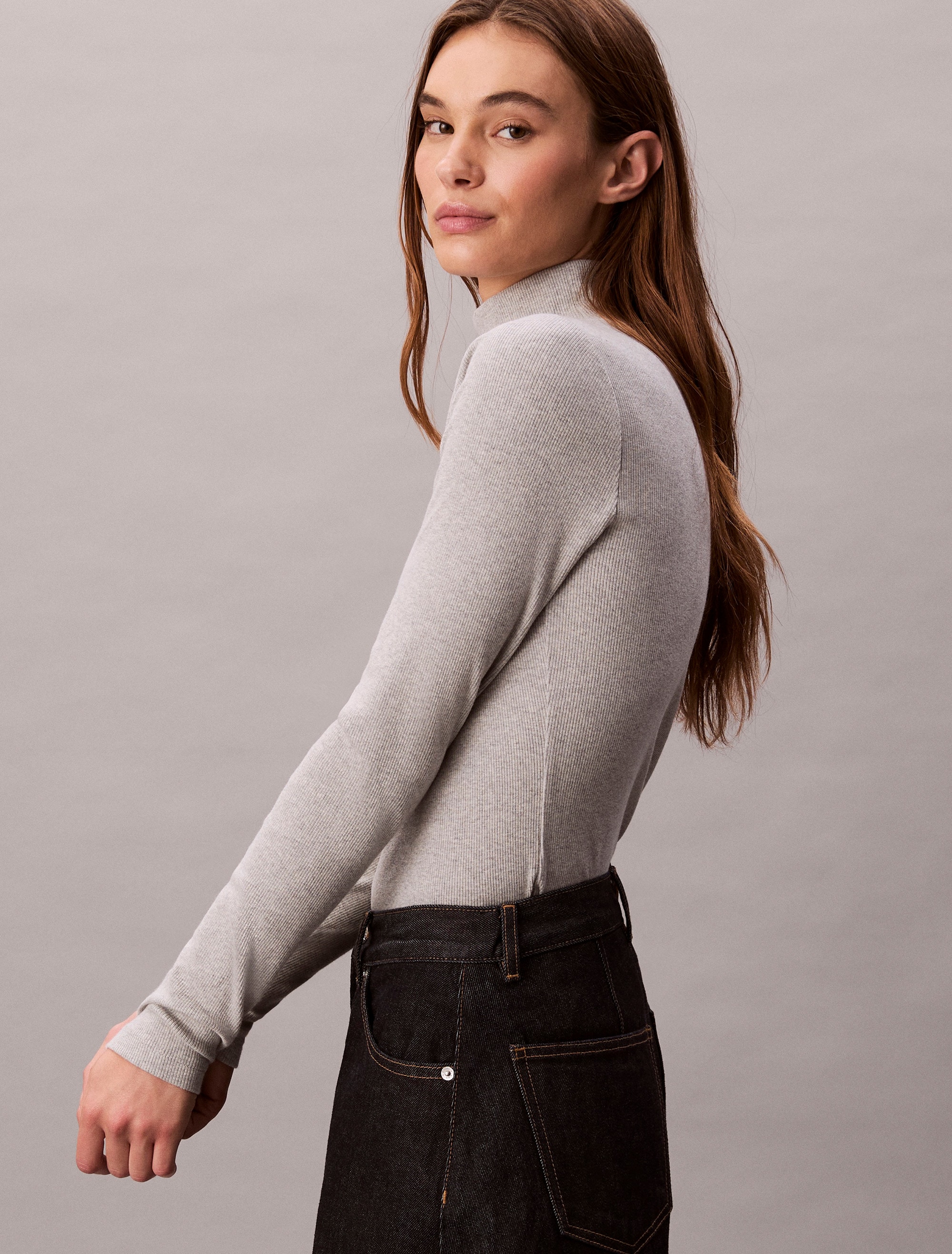 Calvin Klein Jeans Shirttop »LS WOVEN LABEL TURTLENECK«, Mit Rundhalsausschnitt, regular fit